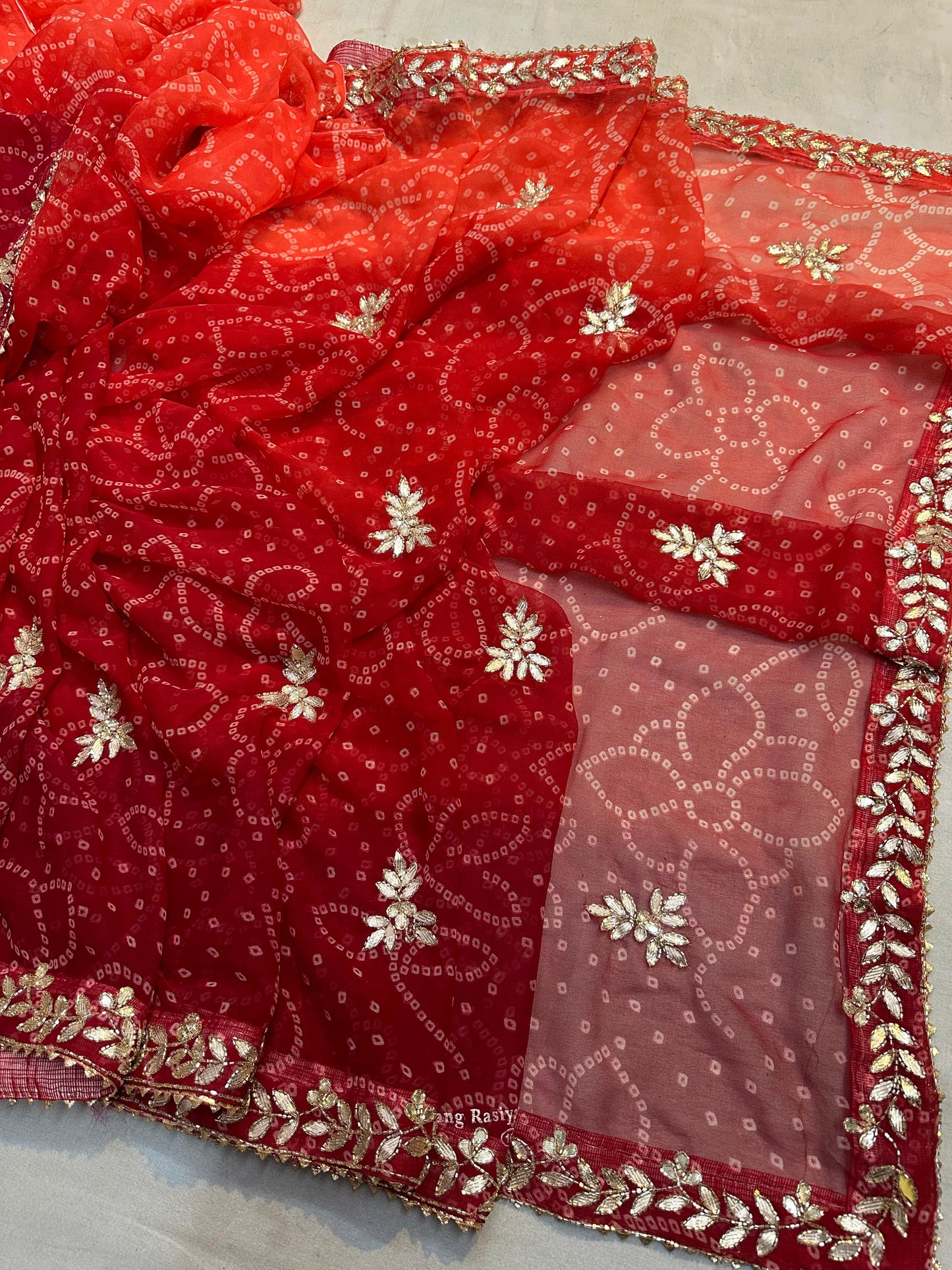 Kayatri New 60 grm jorjet bhandhaj saree with beautiful hand gotta patti work Saree