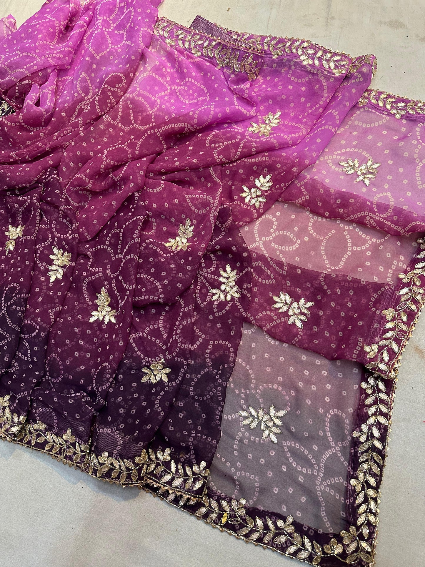 Kayatri New 60 grm jorjet bhandhaj saree with beautiful hand gotta patti work Saree