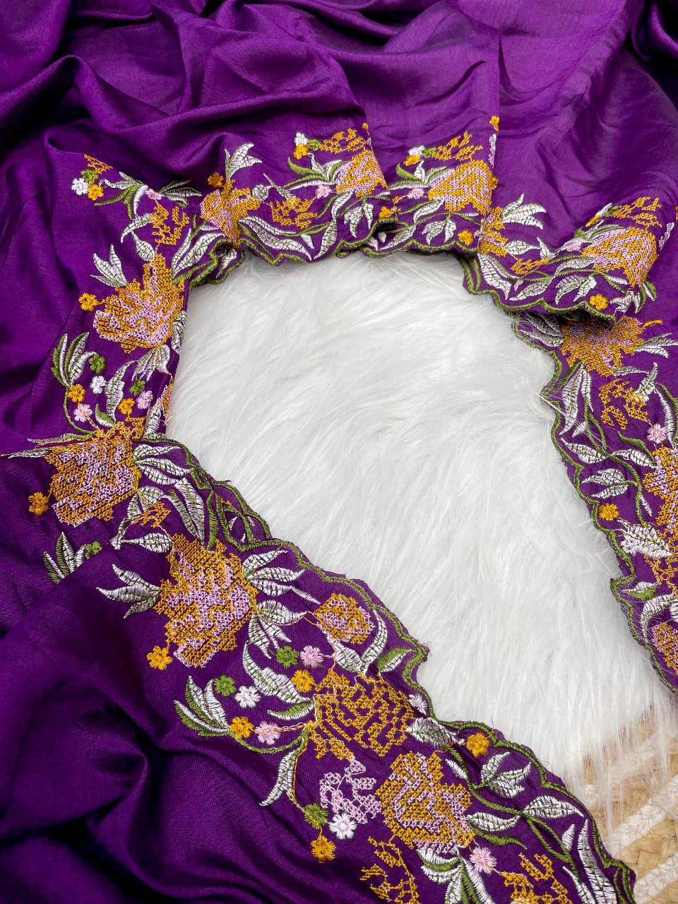 Kayatri New Tussar Silk Fabric With Beautiful Viscouse Thread Embroidery Work (C-Pallu) saree