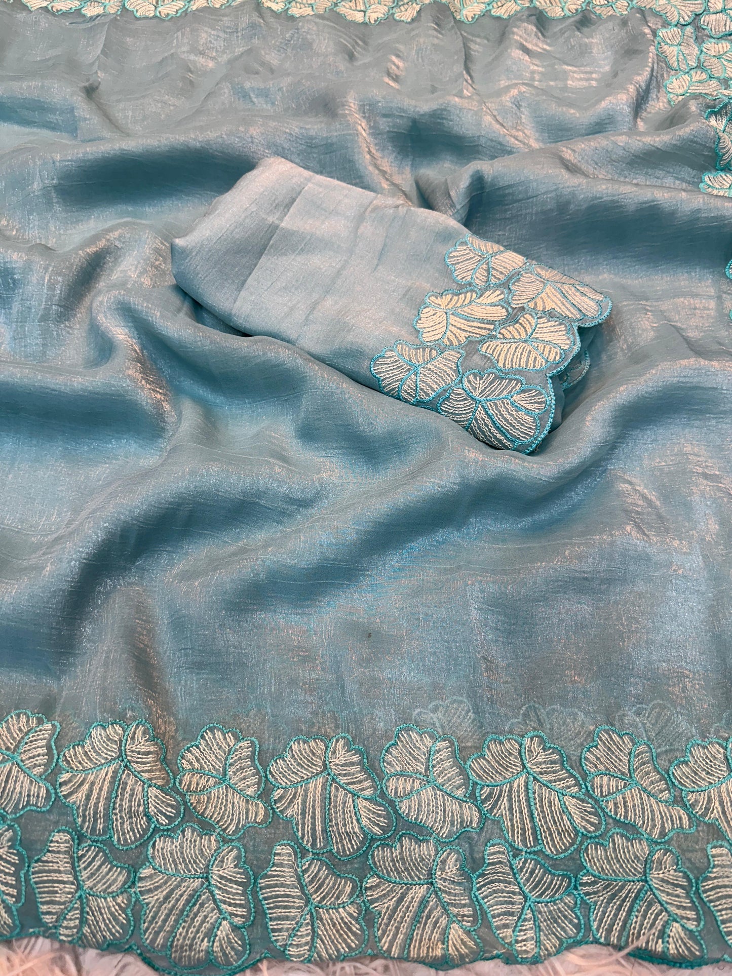 Kayatri New  Soft crunchy  saree with beautiful embroidery white thread work design saree