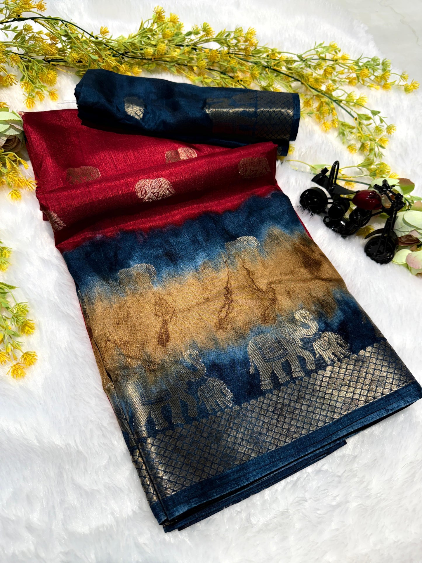 Kayatri New Pure Dola silk with jequrd boder same as originall boder Saree