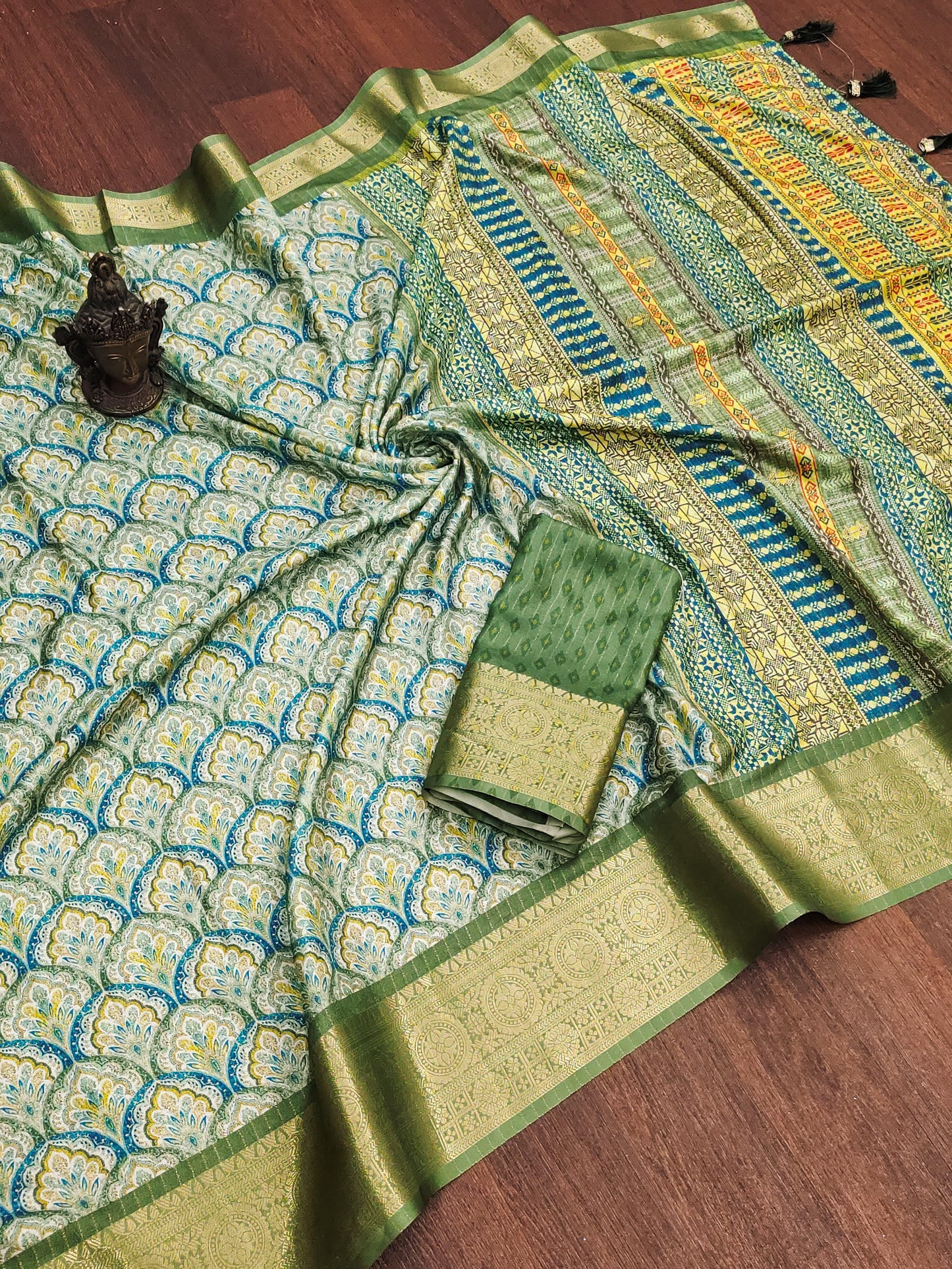 Kayatri New digital print on allover saree with both side zari border weaving and tessle at pallu