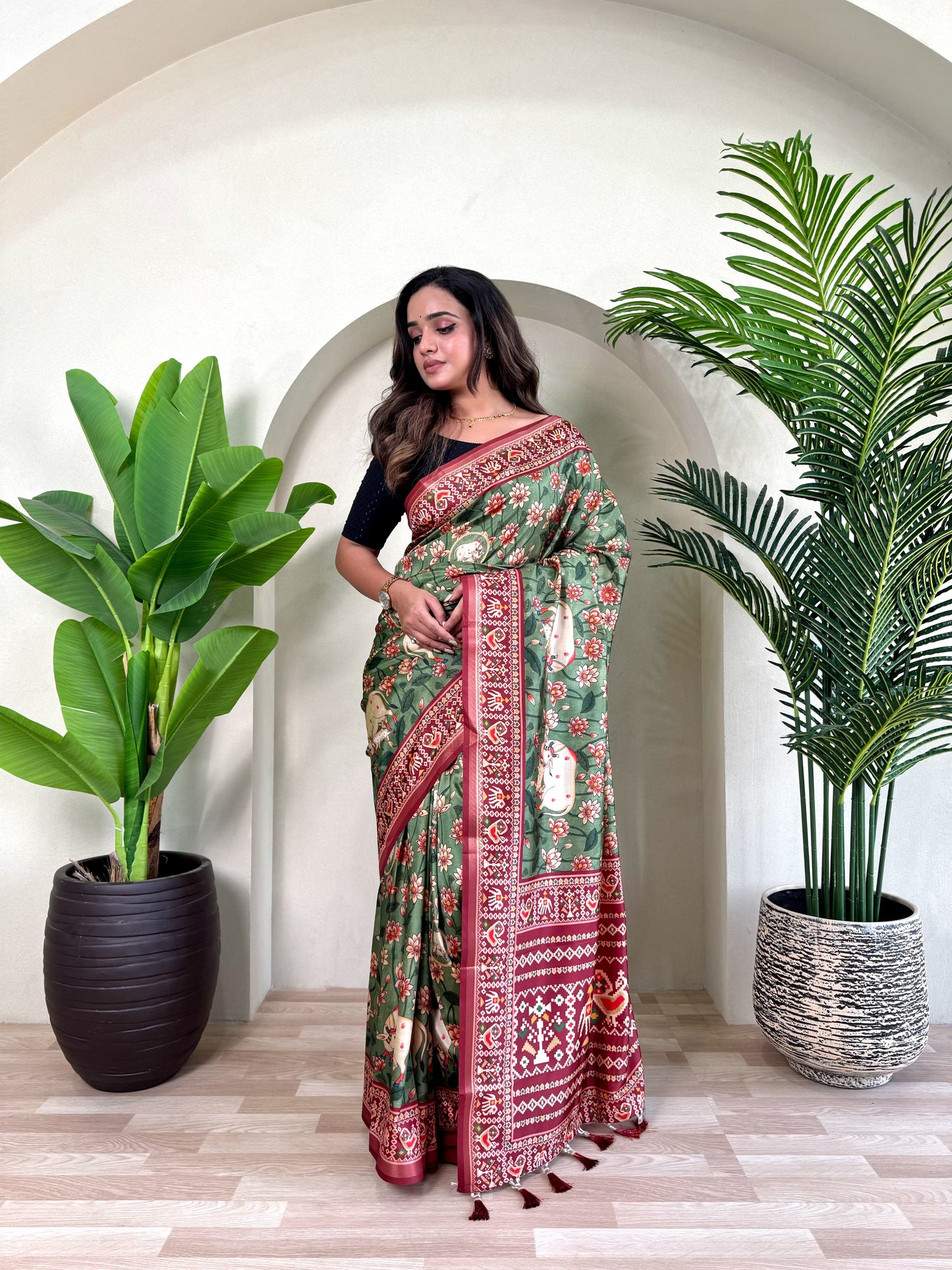 Kayatri New Dola Viscose sarees with Premium viscose zari patta border and beautiful digital print all over the saree