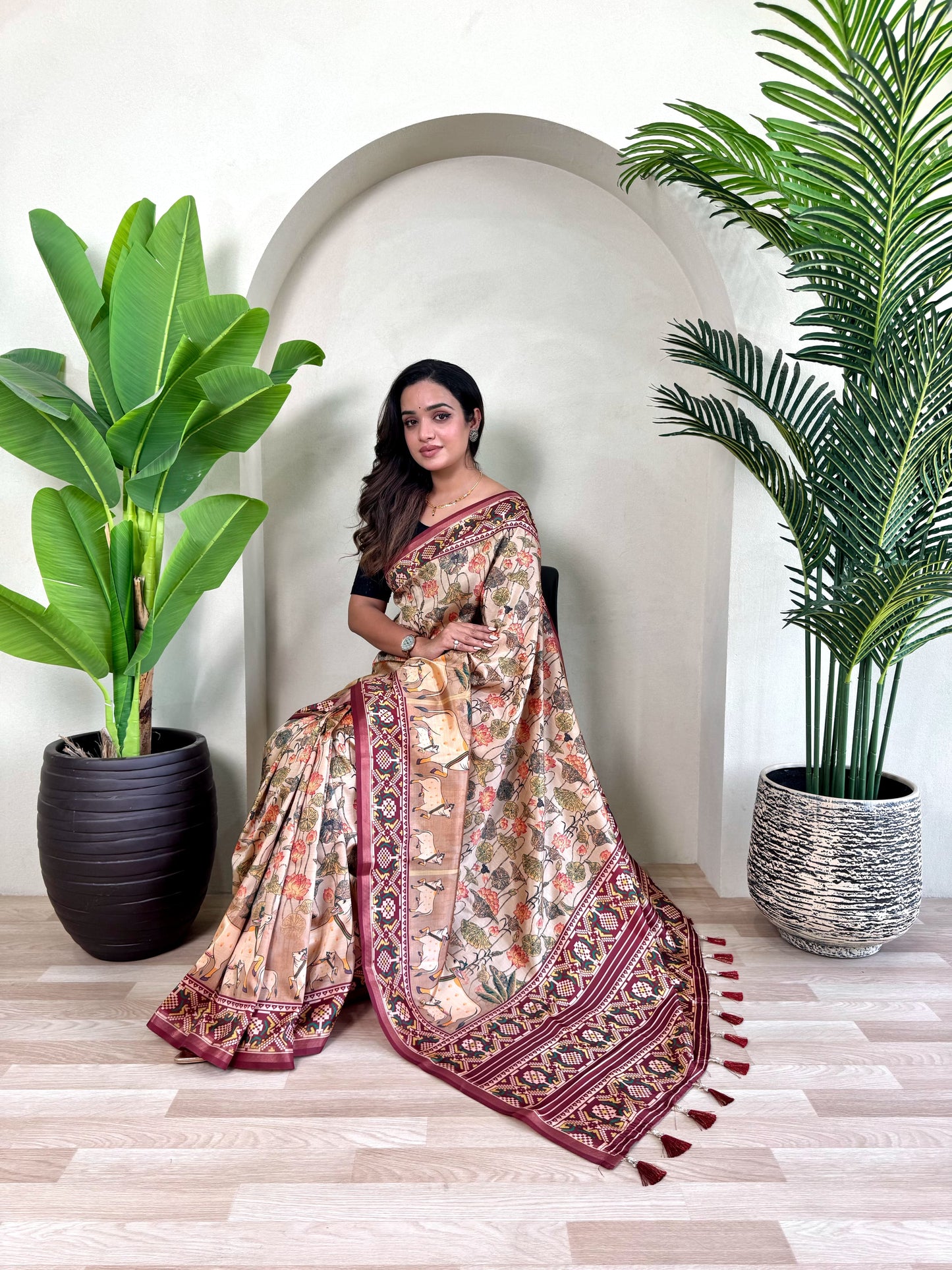 Kayatri New Dola Viscose sarees with Premium viscose zari patta border and beautiful digital print all over the saree