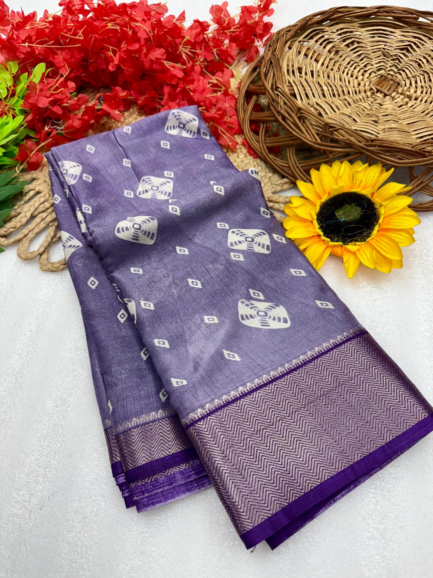 Kayatri New Pure Dola silk with in all over saree boder same as originall boder saree