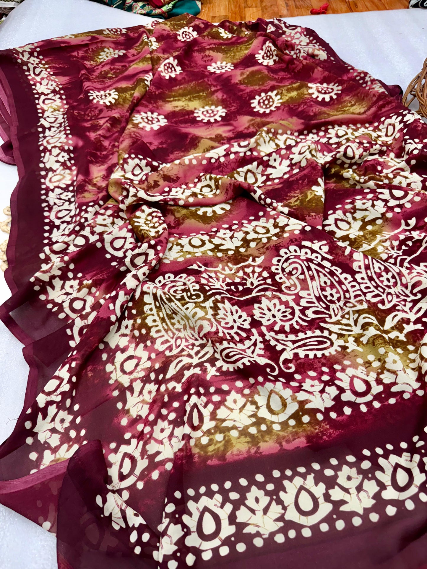 Kayatri New Gaji silk original copy se savdhan New  semi batikGajji bandhe