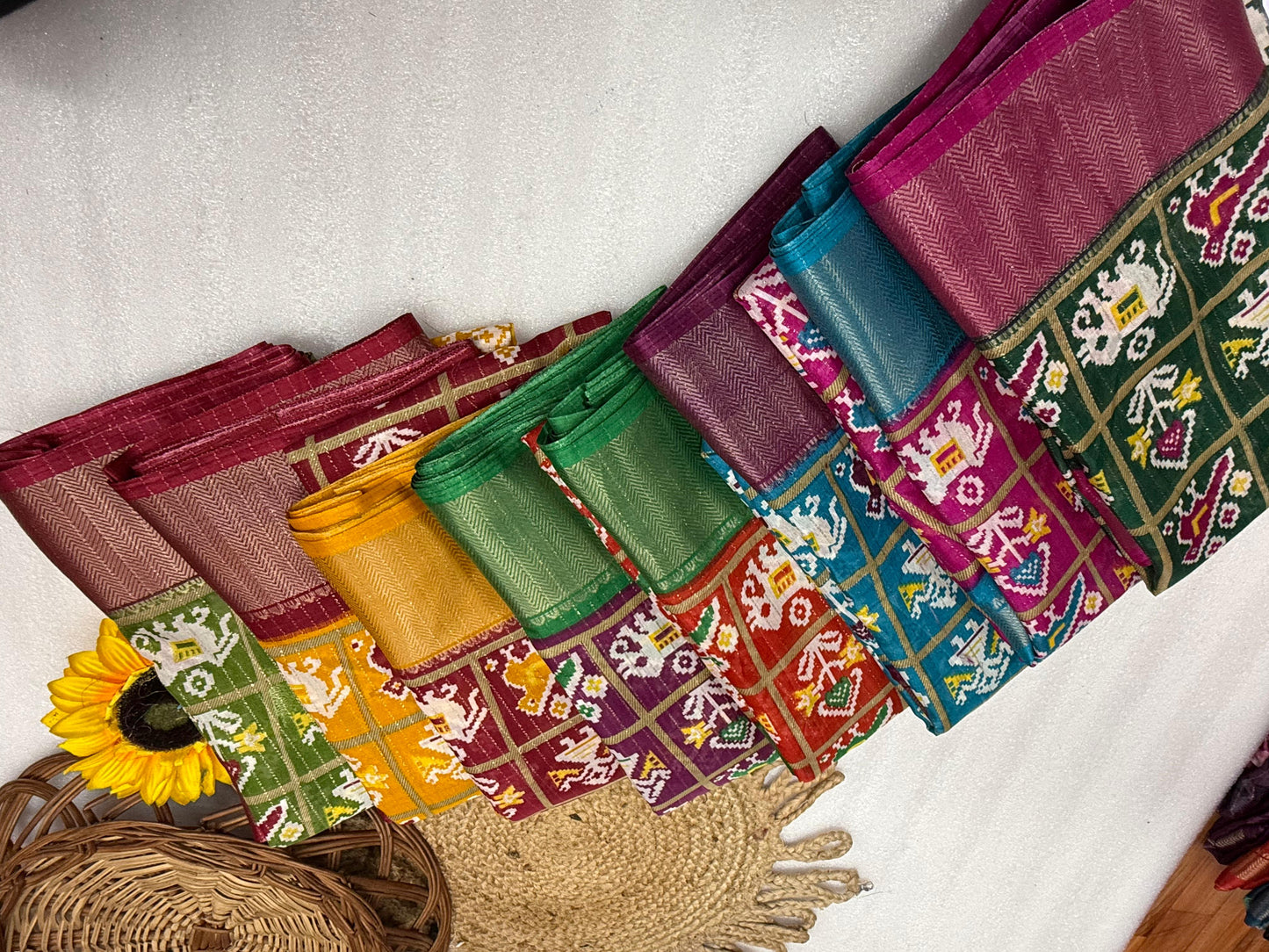 Kayatri New  Pure Dola silk with in all over saree boder same as originall boder saree