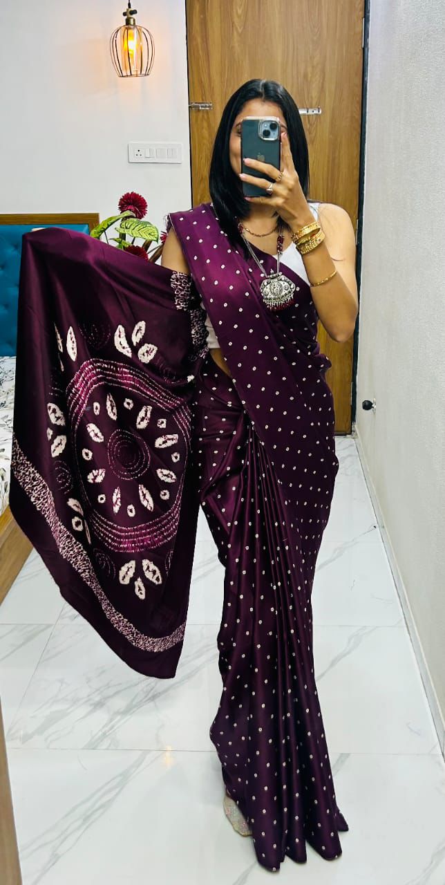 Kayatri New  original copy se savdhan New  semi gaji AJRrakh Gajji bandhej Saree