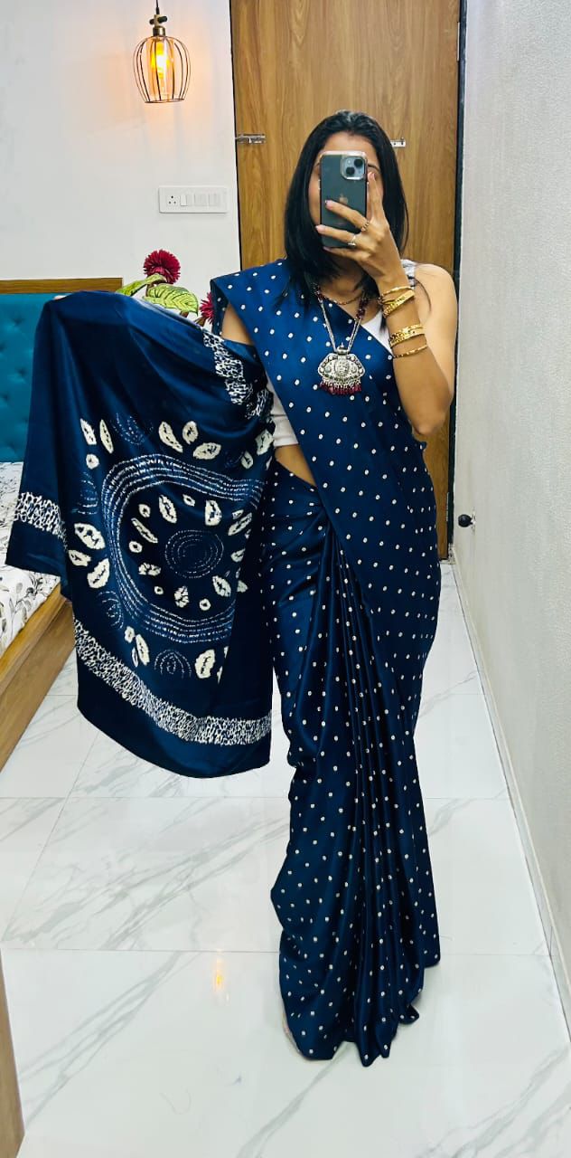 Kayatri New  original copy se savdhan New  semi gaji AJRrakh Gajji bandhej Saree