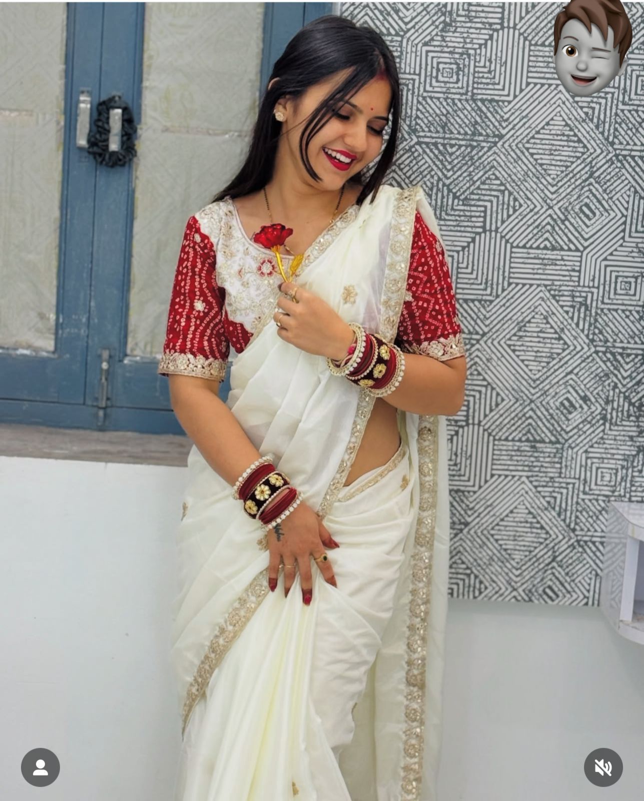Kayatri New  latest trending arrivalsheavy c-pallu chainstiched multi work butta in whole saree