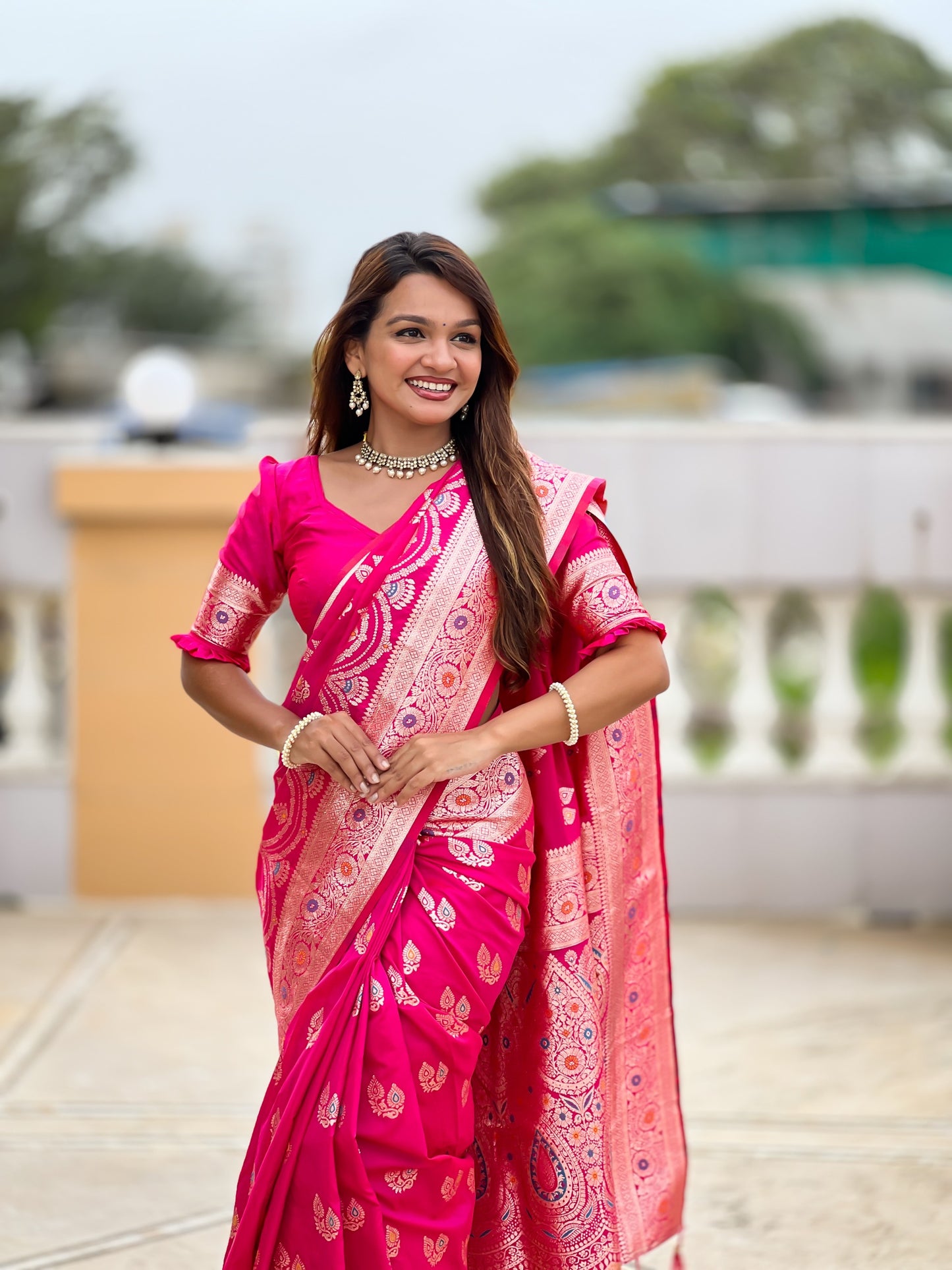Kayatri New Banarasi silk saree is weaved with Premium soft Silk