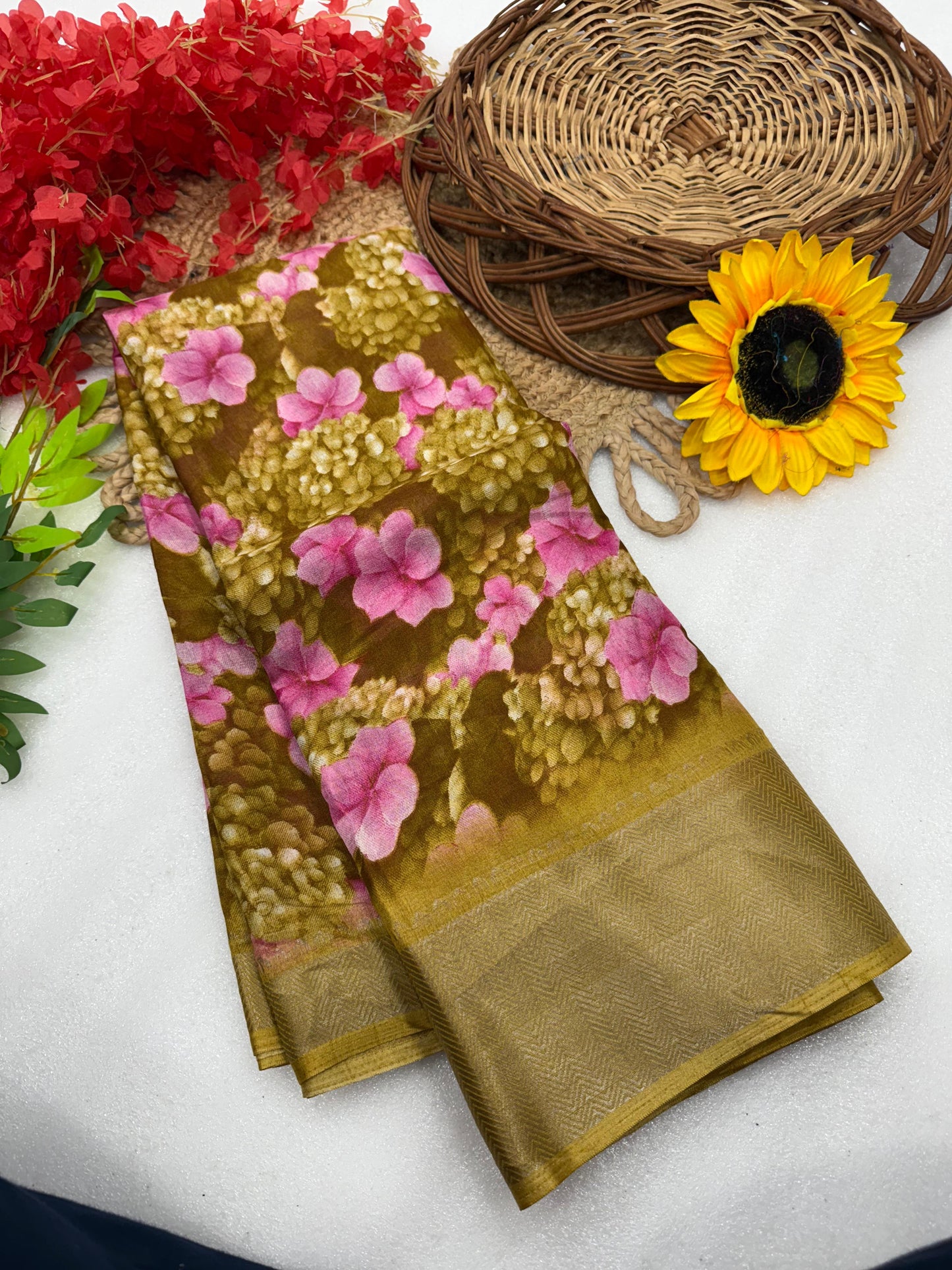 Kayatri New Pure Dola silk with  in all over saree boder same as originall boder Saree
