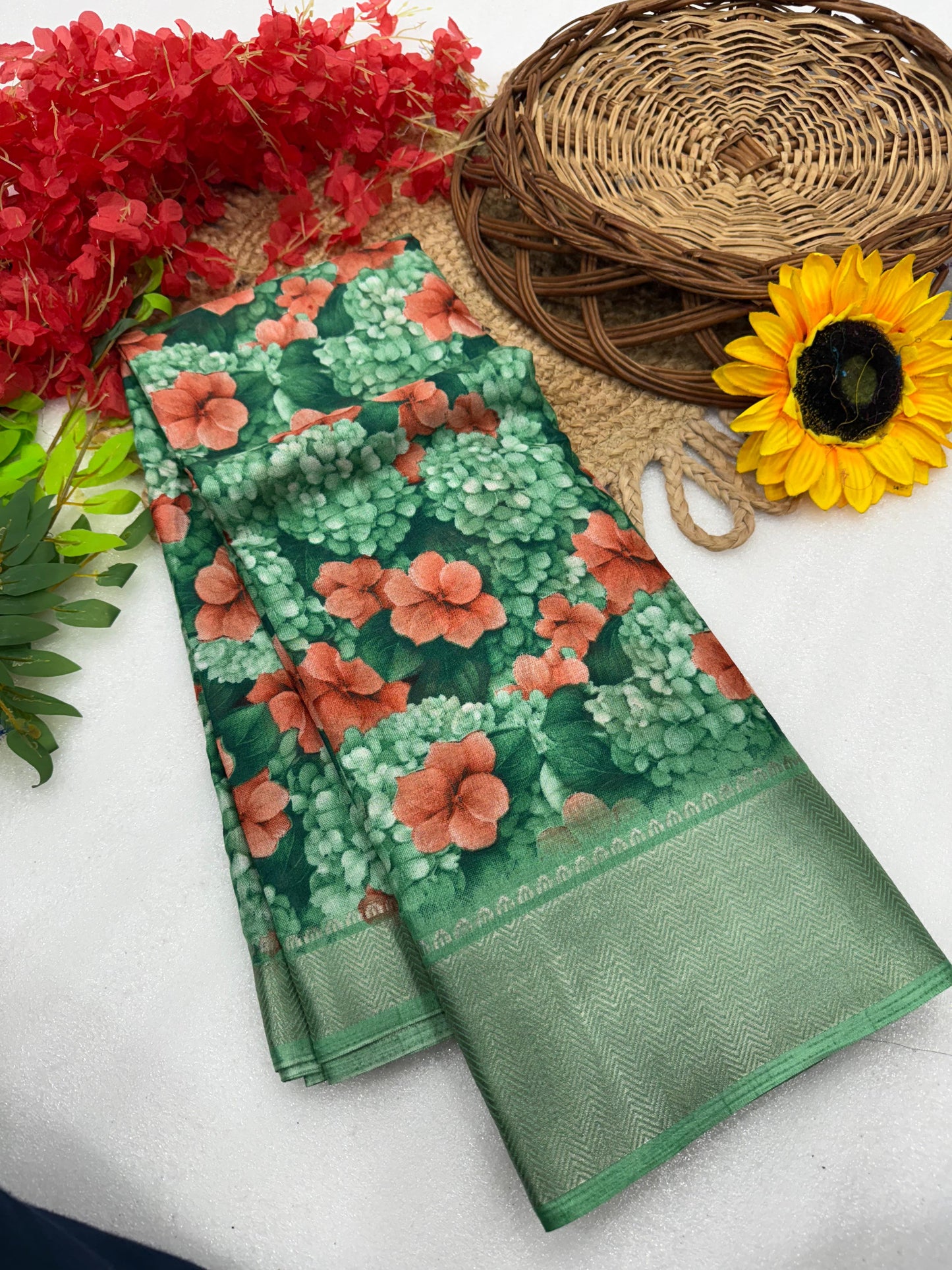 Kayatri New Pure Dola silk with  in all over saree boder same as originall boder Saree