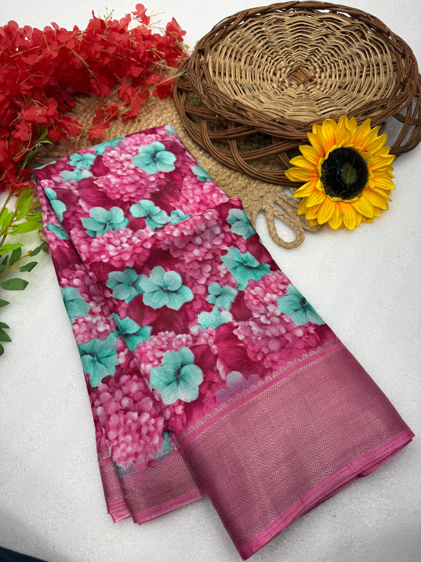 Kayatri New Pure Dola silk with  in all over saree boder same as originall boder Saree