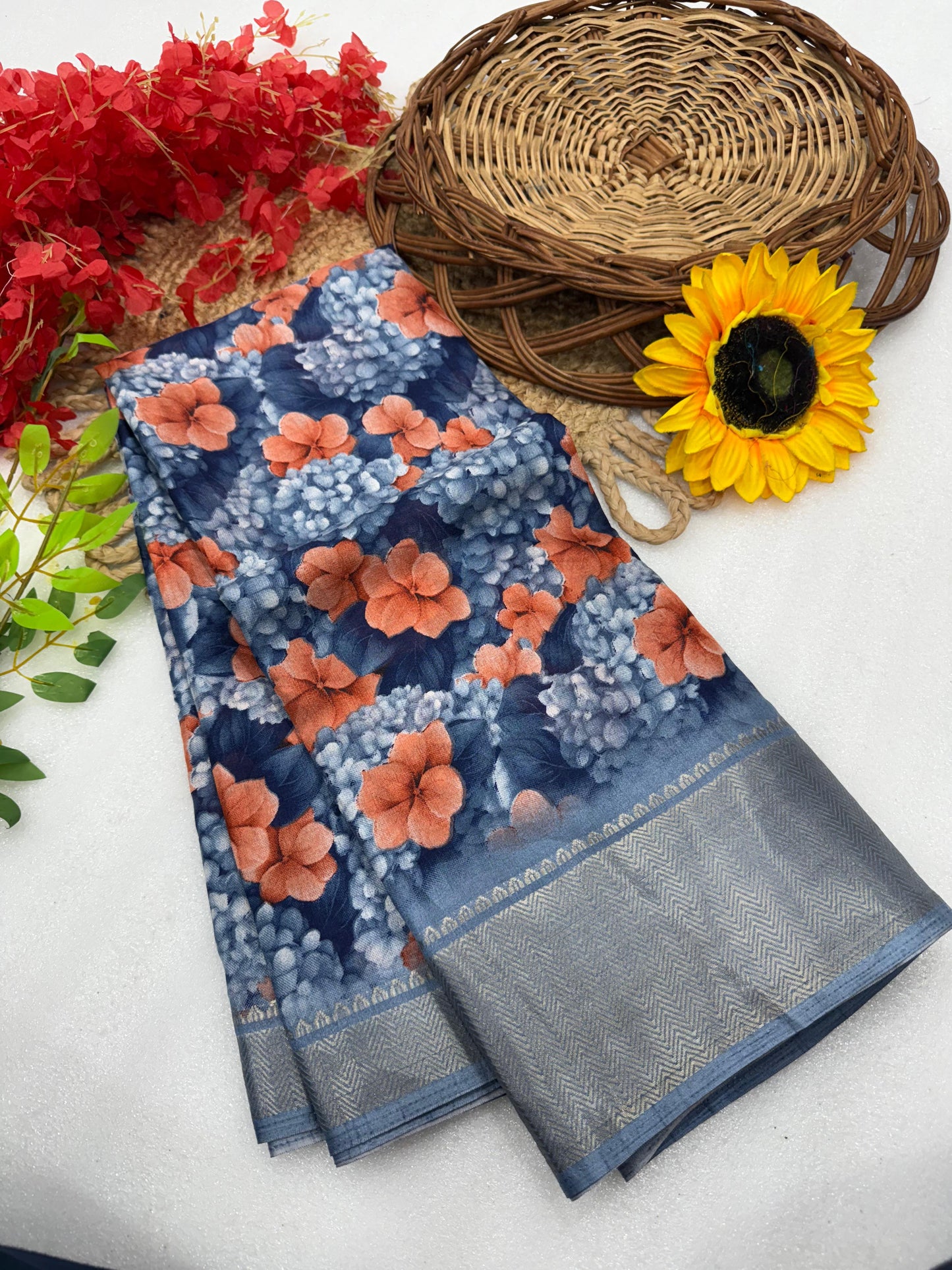 Kayatri New Pure Dola silk with  in all over saree boder same as originall boder Saree