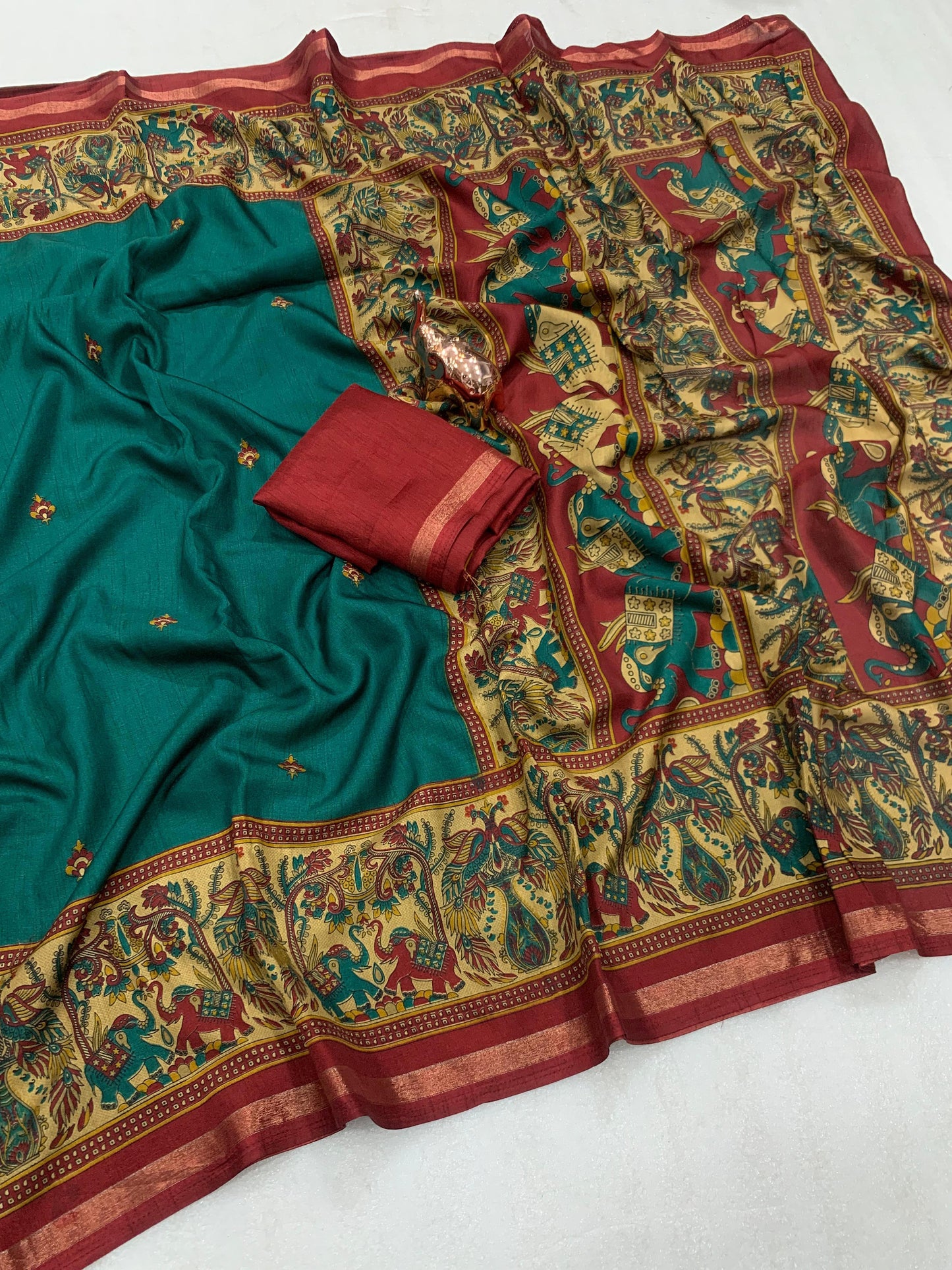 Kayatri New Pure soft Tusser Kashmiri printed saree with Rich Pallu & Fancy Golden Border Saree