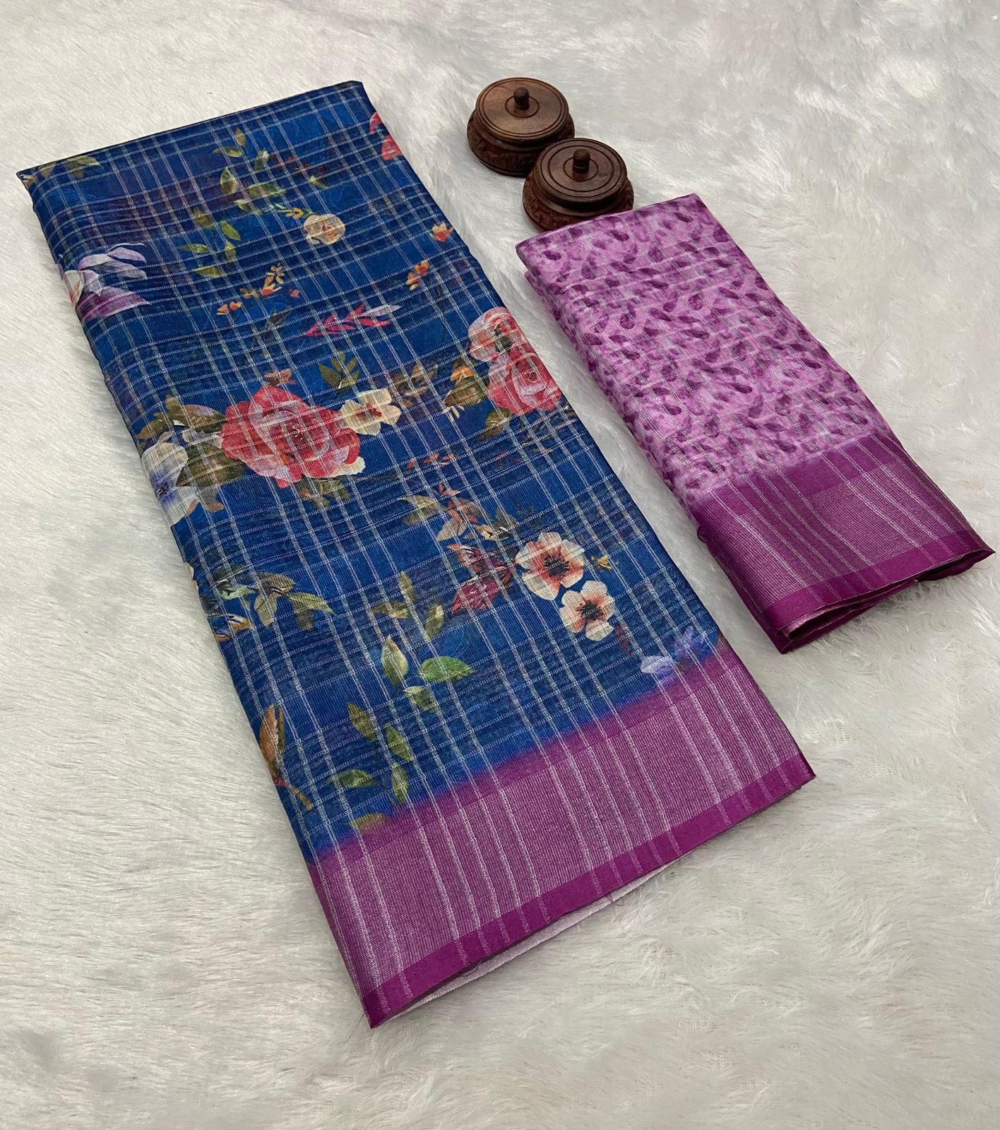 Kayatri New zari weaving border and all over zari checks weaving pattern and beautiful digital floral print
