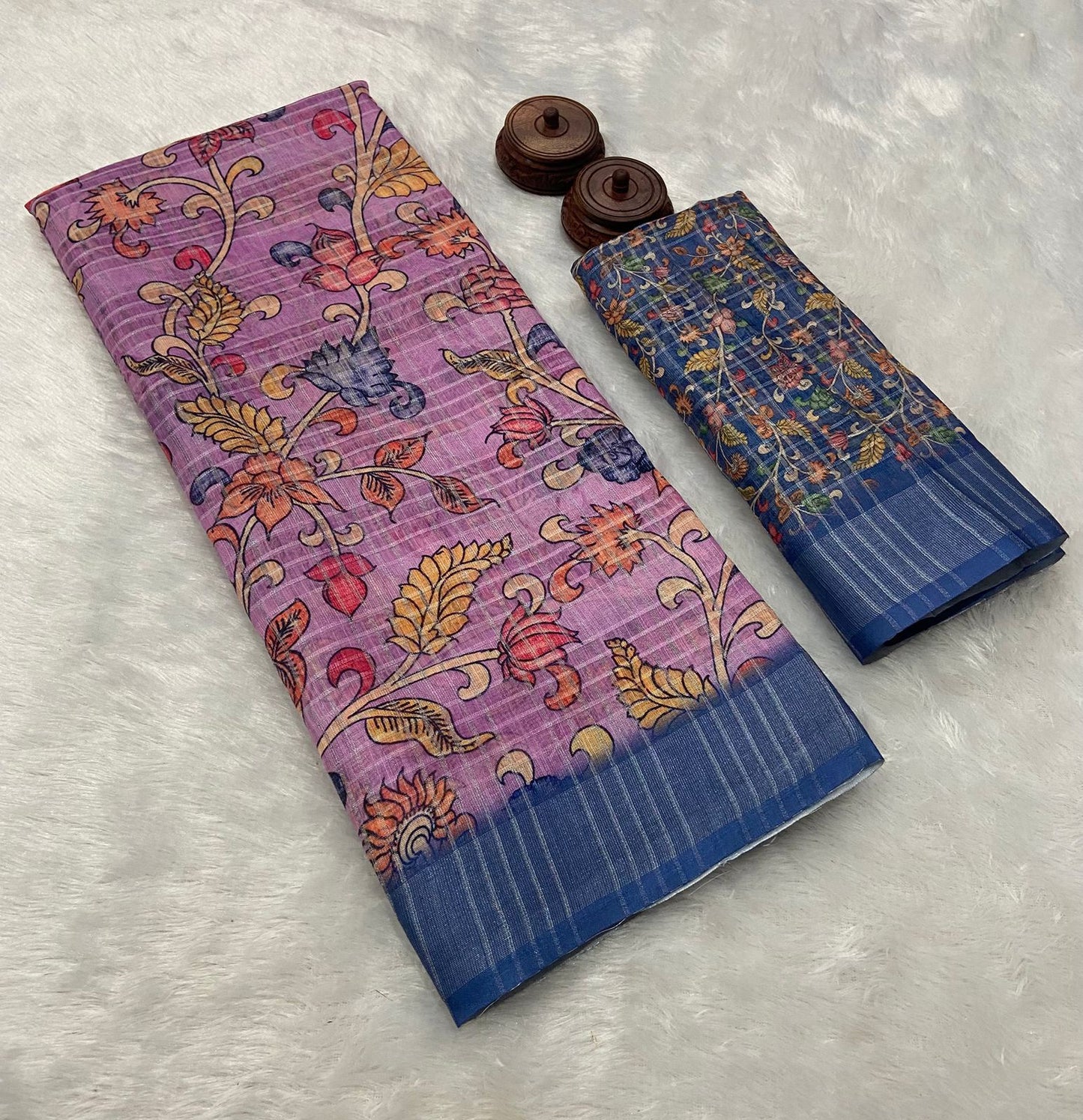Kayatri New zari weaving border and all over zari checks weaving pattern and beautiful digital floral print
