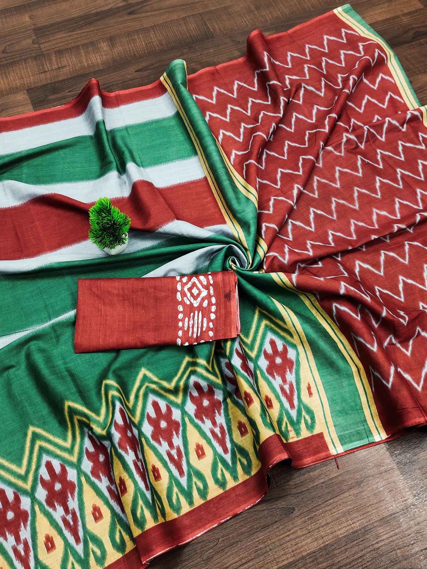 Kayatri New IKKAT BHAND PRINT MULMUL COTTON SAREES