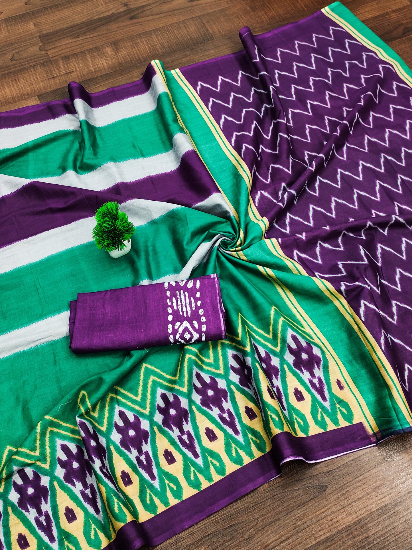 Kayatri New IKKAT BHAND PRINT MULMUL COTTON SAREES