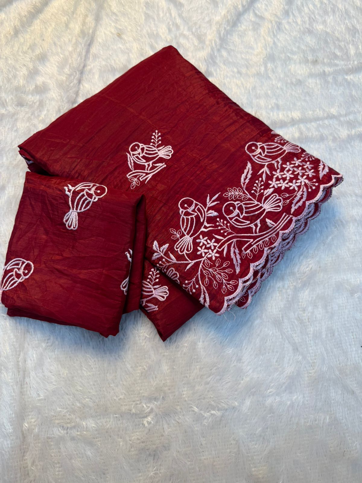 Kayatri New Beautiful Premium Quality soft gold crush Designer Saree with Beautiful Multi Embroidery C-Pallu Saree