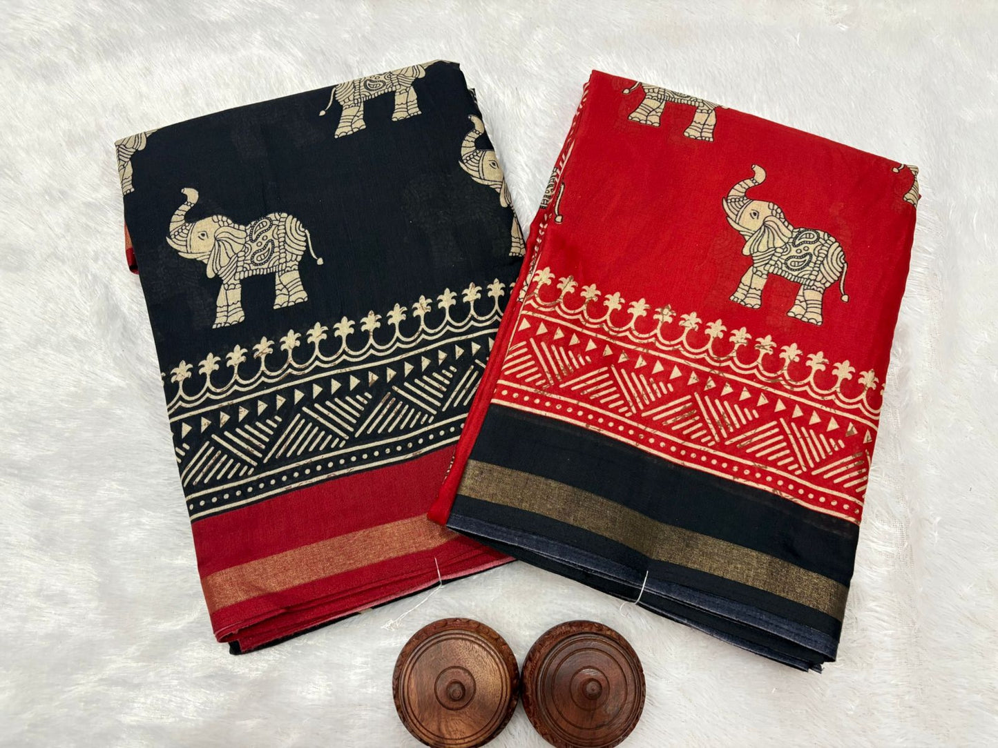 Kayatri New Mul Mul Cotton Sarees are traditional Indian sarees