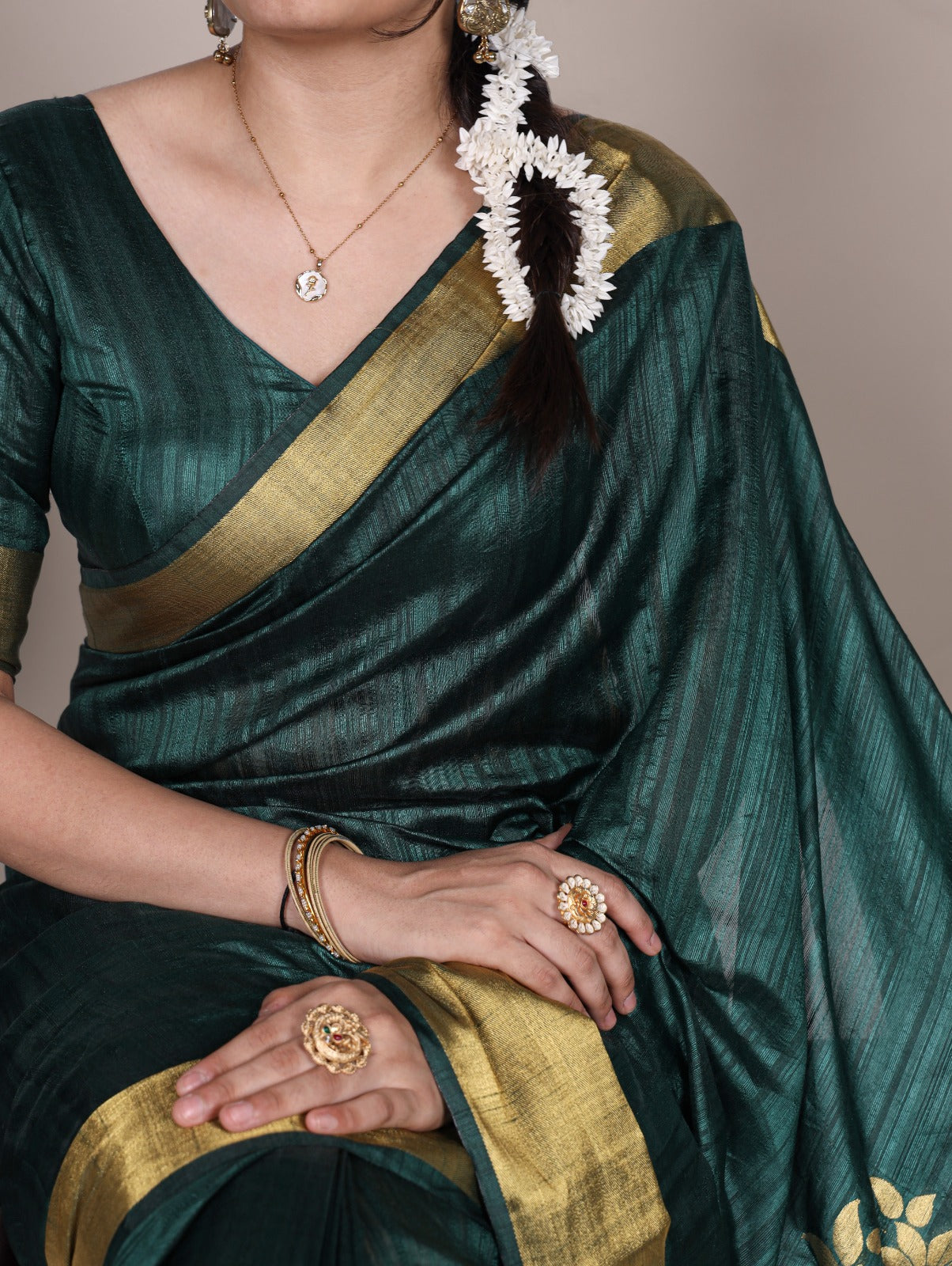 Kayatri New Dressing up for Onam in a raw silk saree that reflects the beauty of Kerala traditions and celebrations Saree