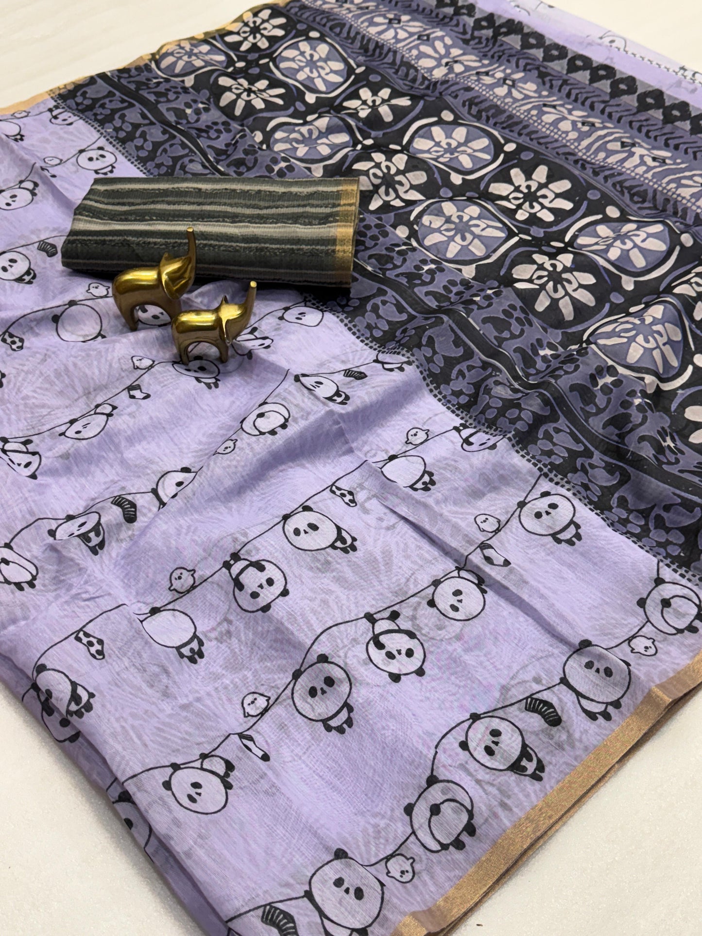 Kayatri New Pure malai cotton saree with zari border and beautiful printed Blouse.