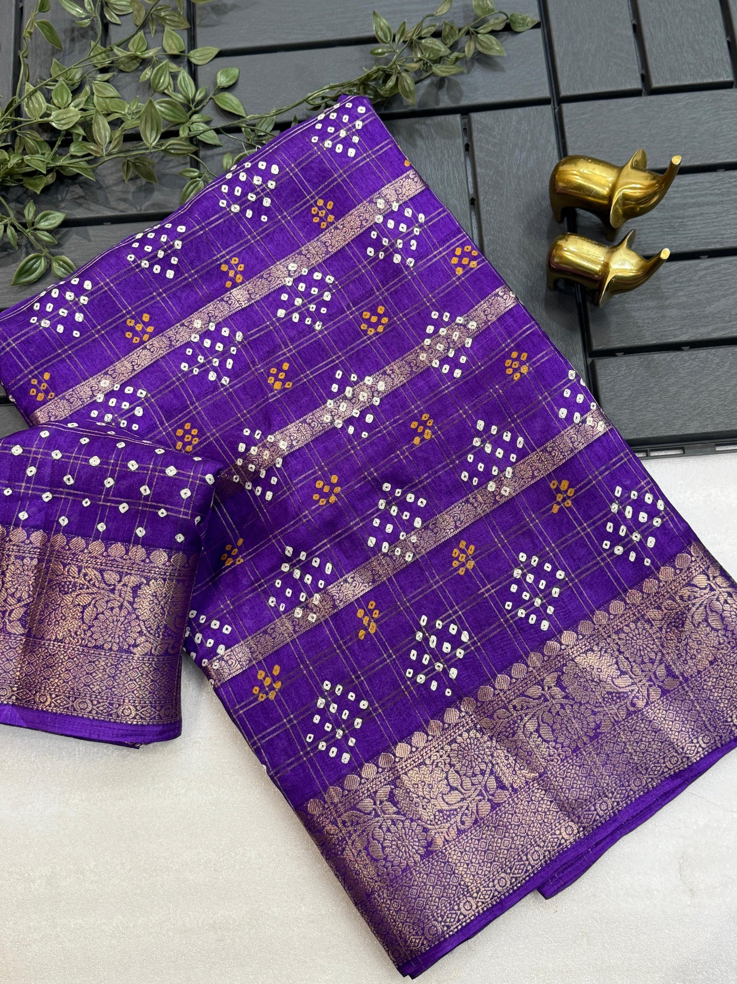 Kayatri New Beautiful Dola silk sarees with all over weaving line and chex Bandhani print saree