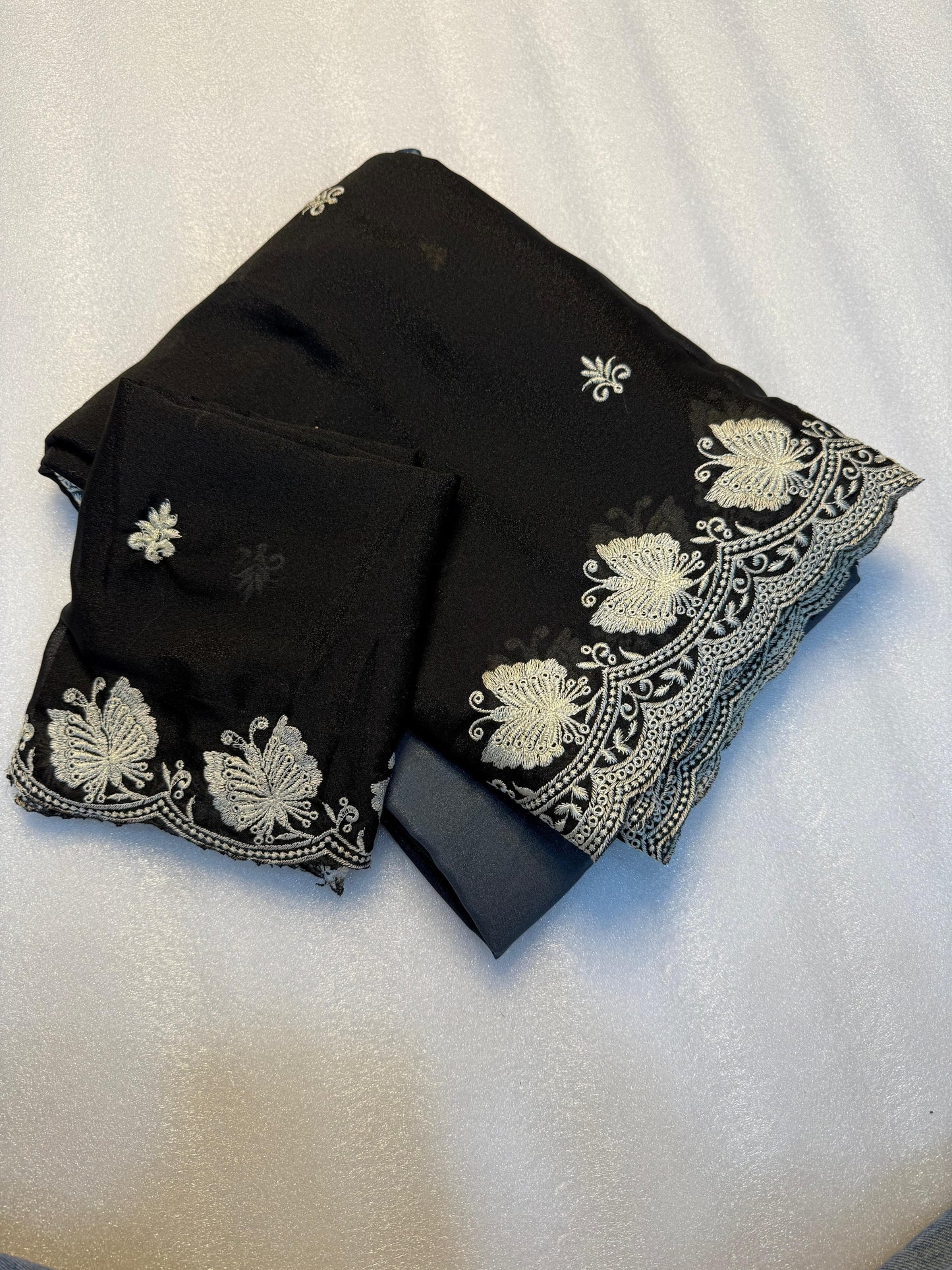 Kayatri New Partywear Soft peddling crunchy  saree with beautiful embroidery white thread work design