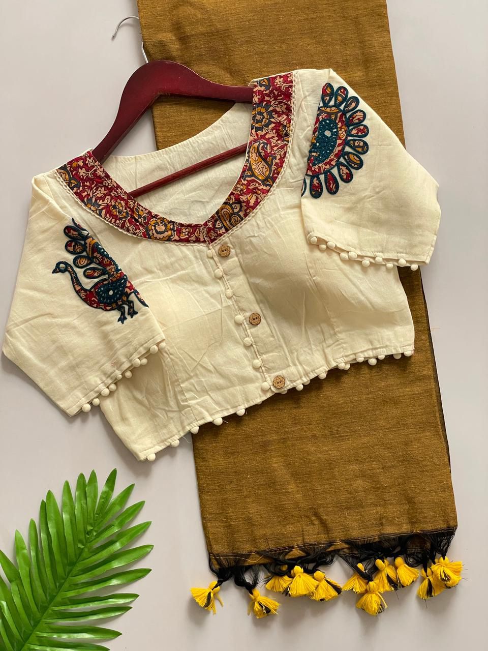 Kayatri New Presenting a Khadi Cotton Saree And Beautiful Heavy Khadi Cotton Apllic Blouse
