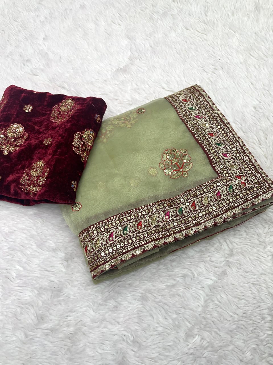 Kayatri New Soft Organza Silk & Print Presents New Bollywood Trending Design Saree