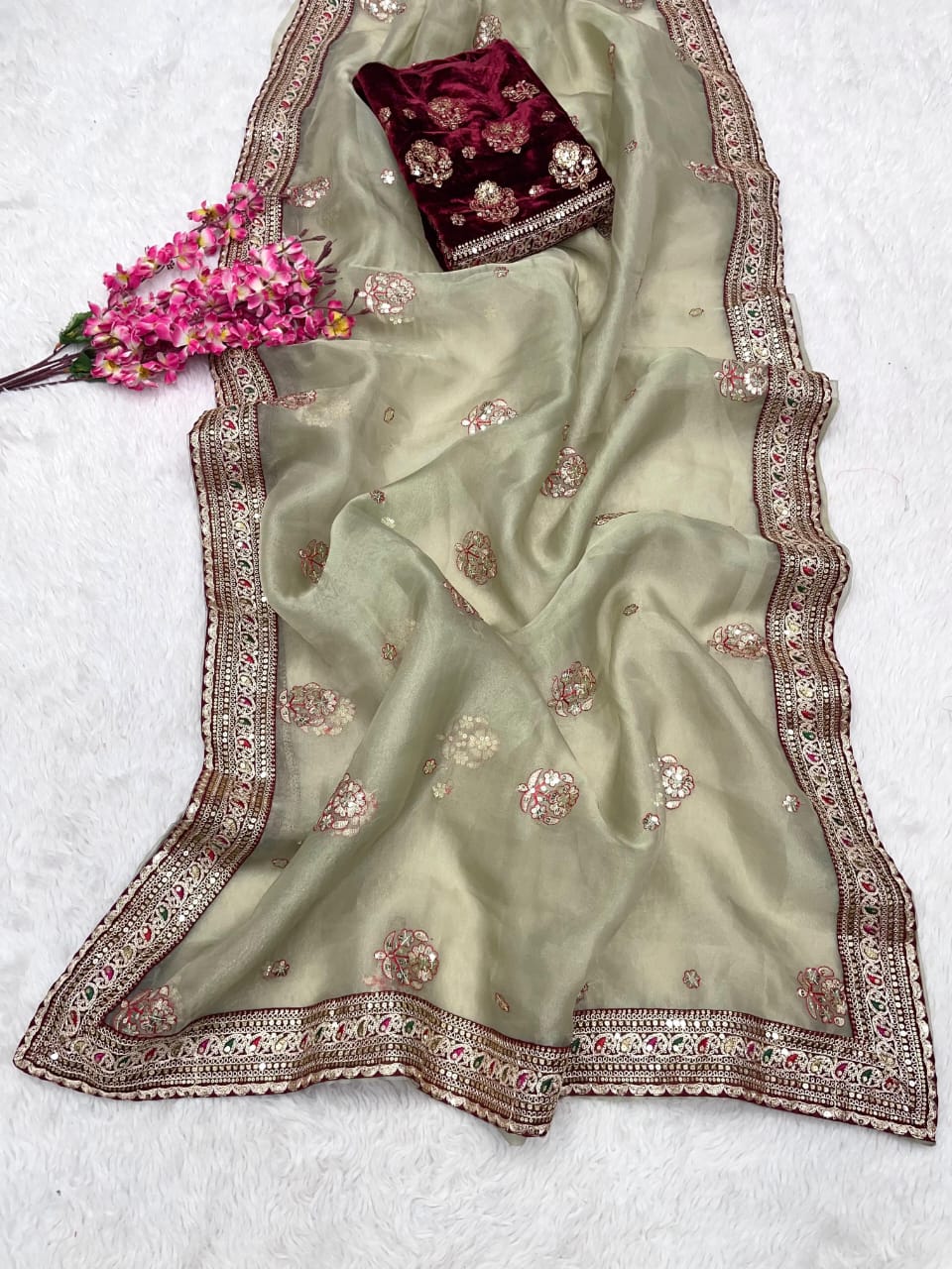 Kayatri New Soft Organza Silk & Print Presents New Bollywood Trending Design Saree
