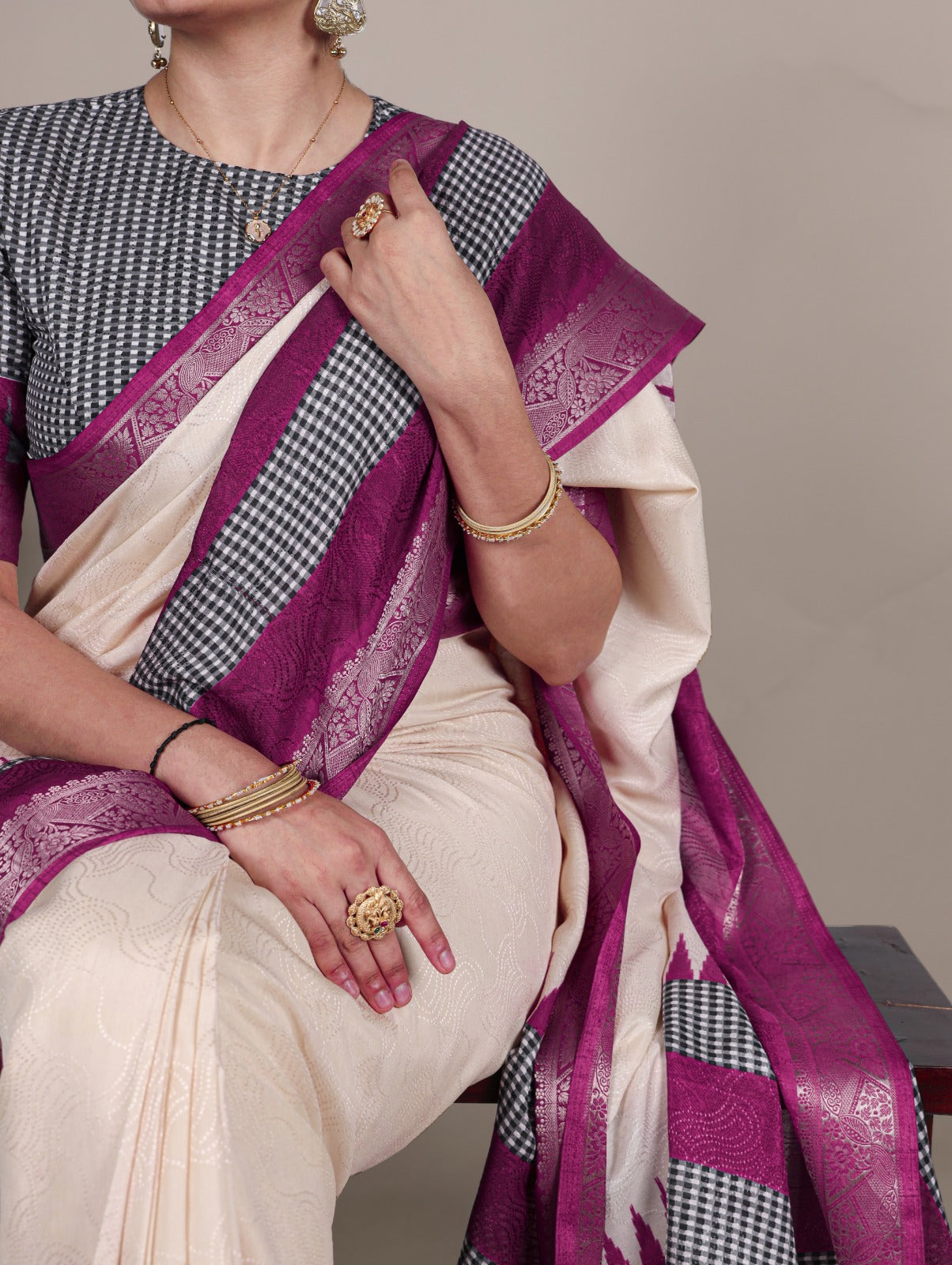 Kayatri New Soft cotton feel royal zari border pure Indian aesthetic wrapped in simplicity.