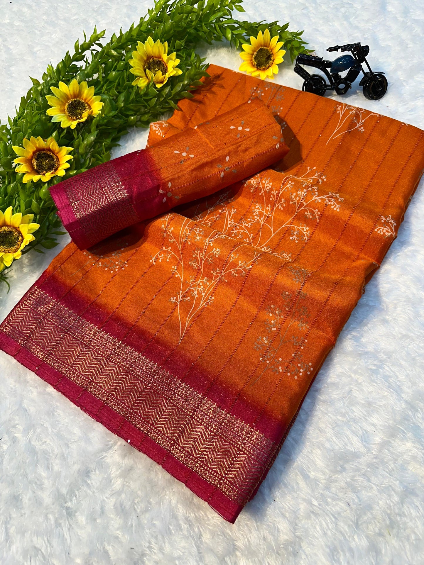 Kayatri New Beautiful DOLA SILK  sikvach saree with all over FLOWERS  design