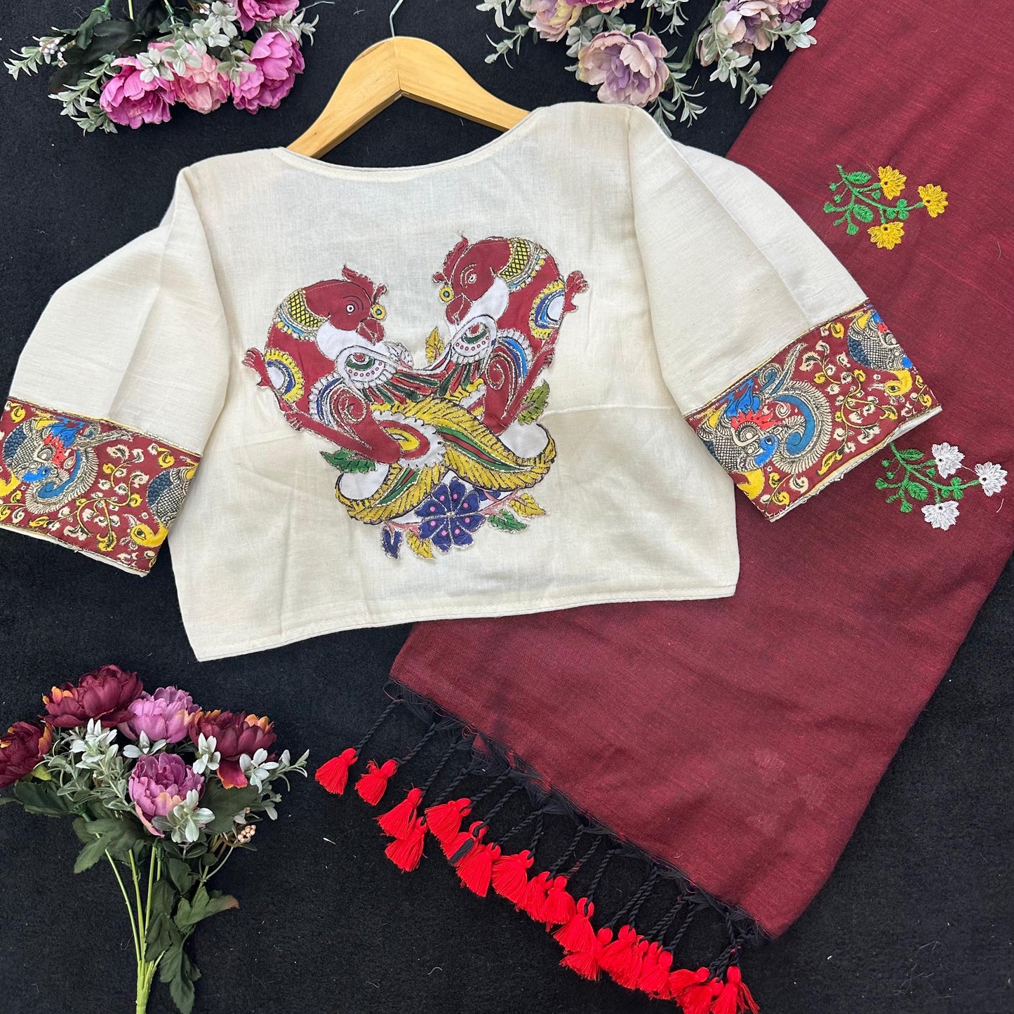 Kayatri New Presenting a Khadi Cotton Saree With Heavy Flower Embrodiary and Beautiful