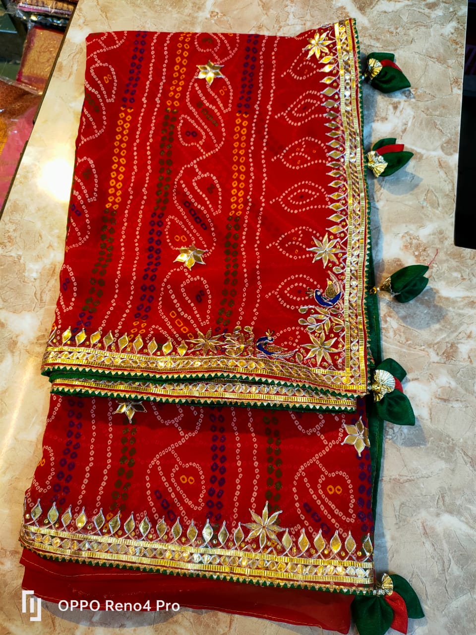Kayatri New  60 grm jorjet peela & chunari red bhandhaj saree with beautiful hand gotta patti peacock work Saree