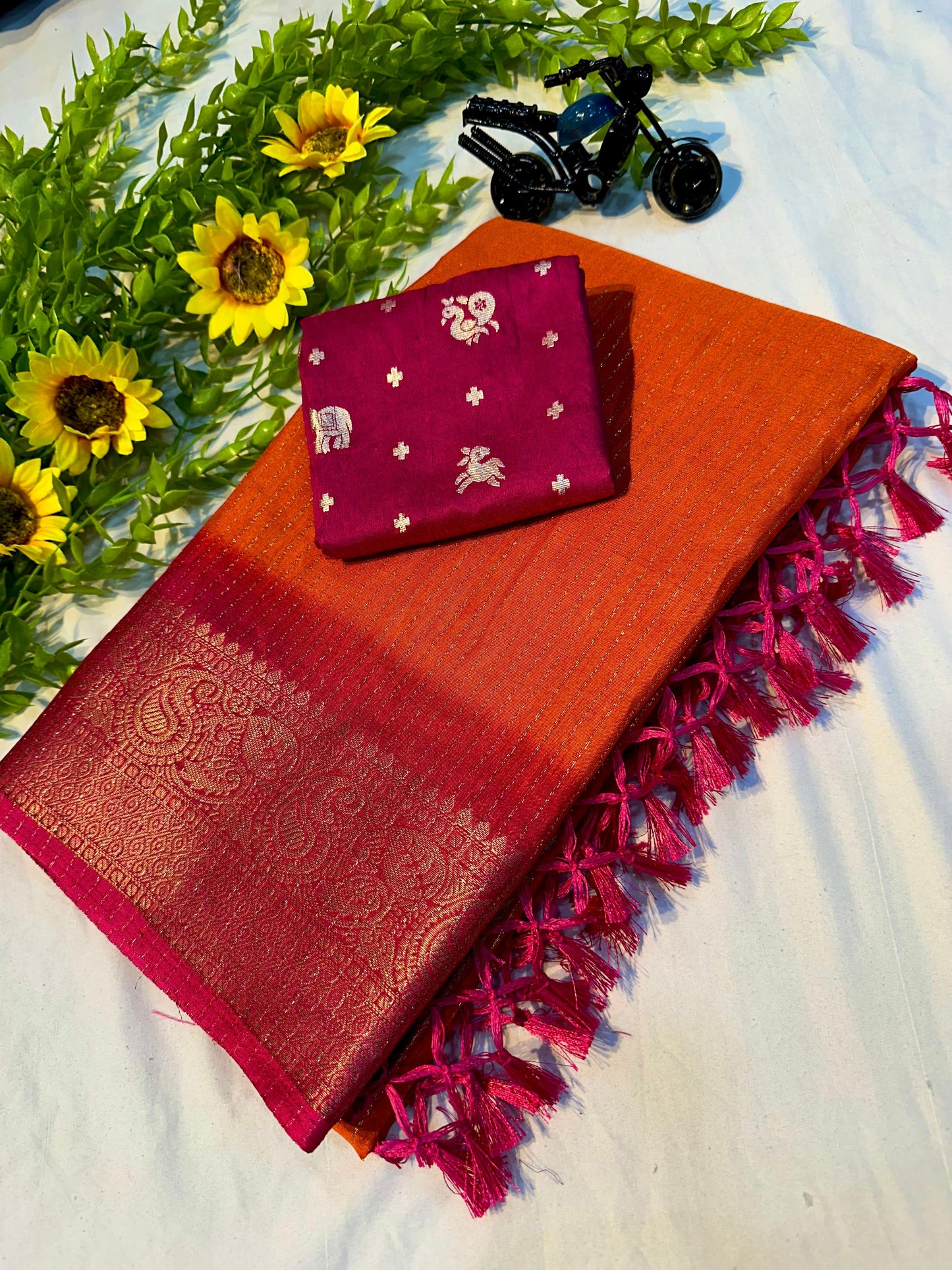 Kayatri New Soft Dola Saree With jhalar