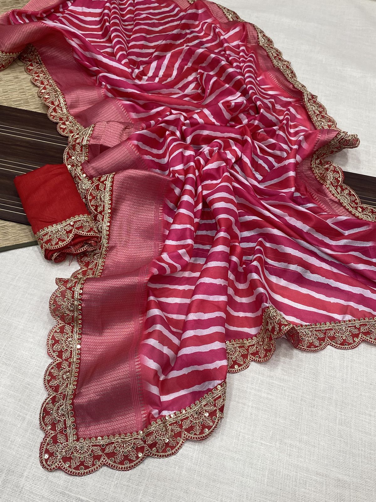 Kayatri New Banarasi Dola Silk Weaving And Digital Print Saree