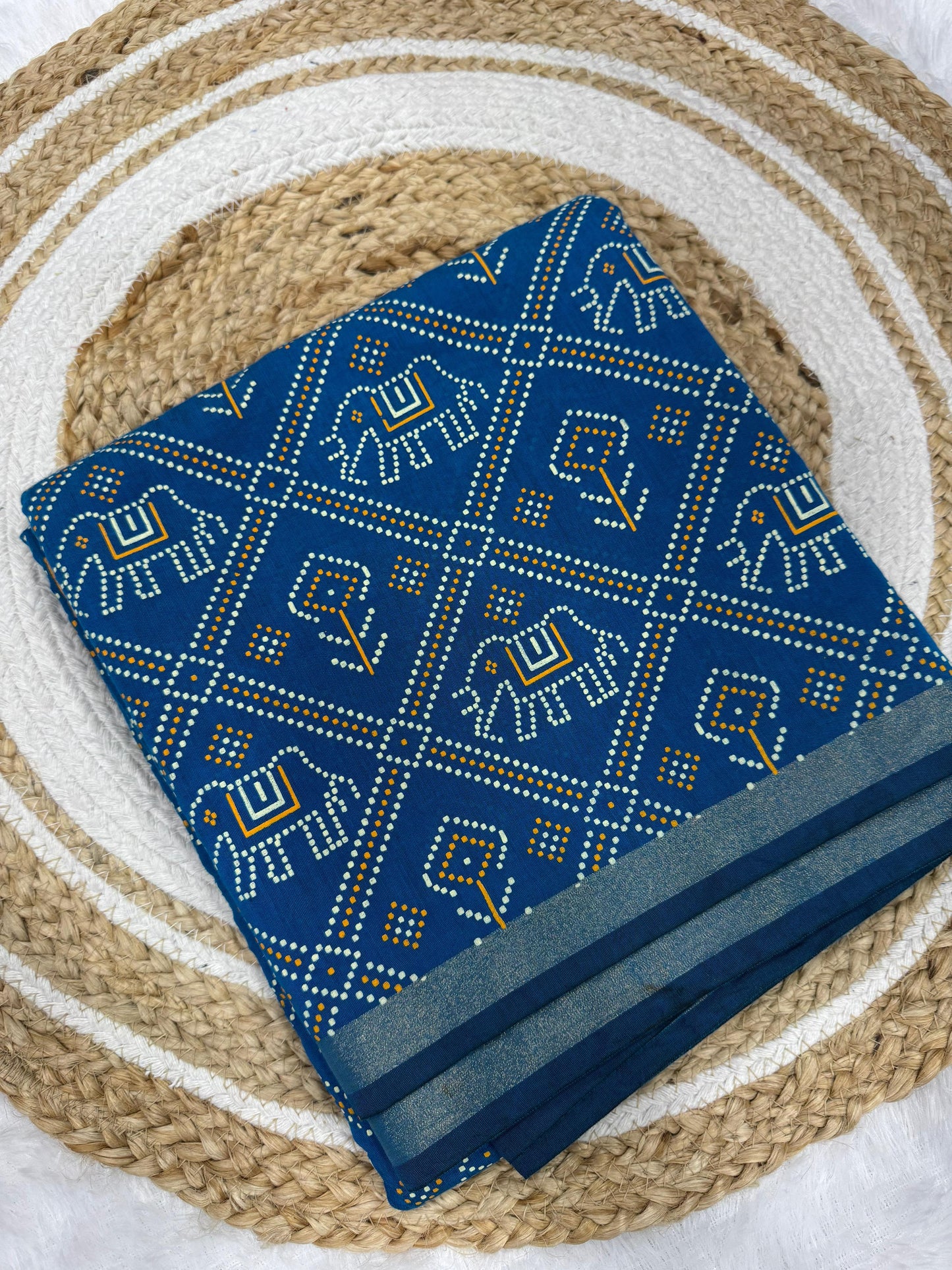 Kayatri New Gadhval Bandhani Saree PRINT Bandhej Saree