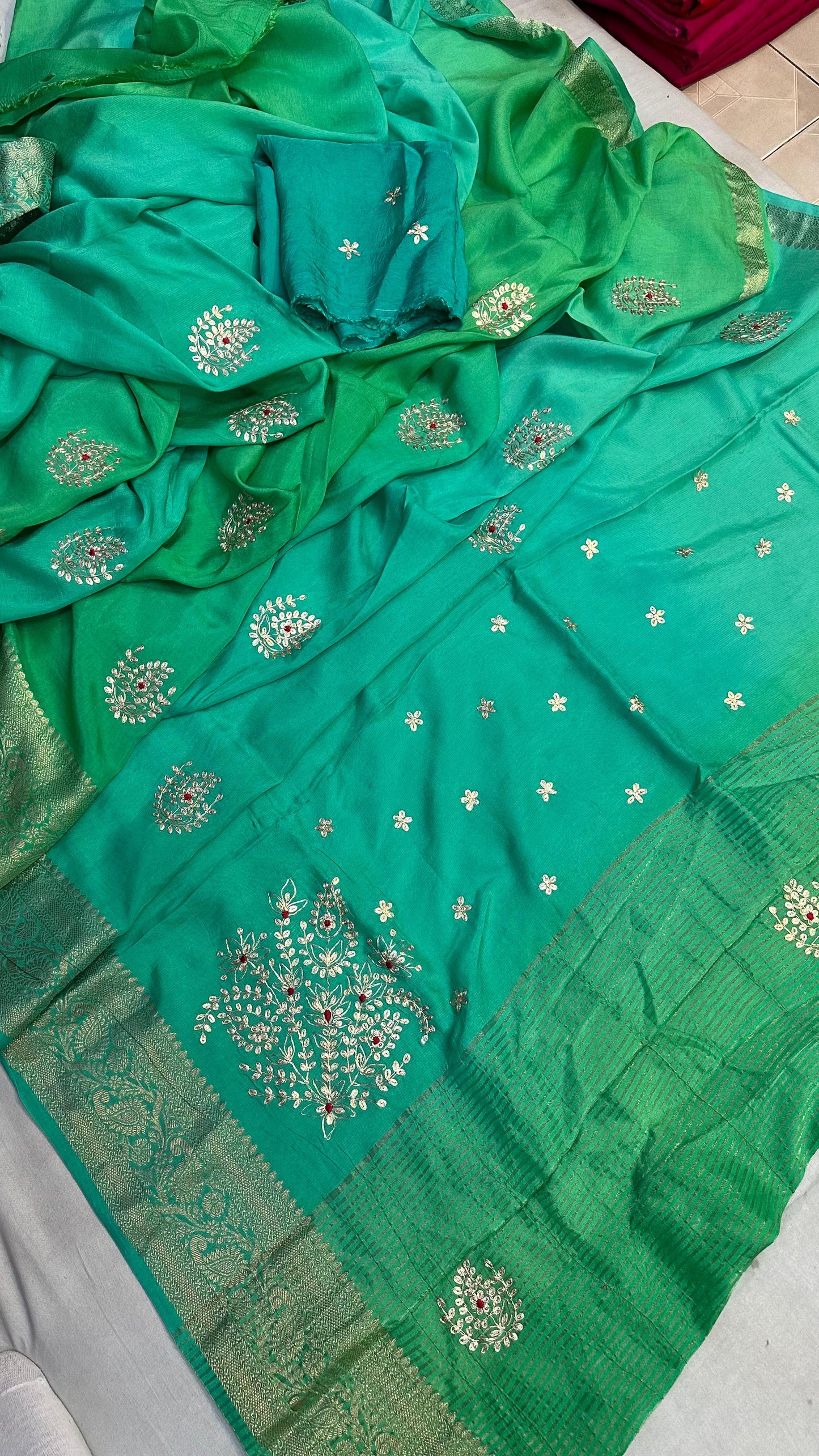 Kayatri New pure moonga silk jari saree with beautiful pittan gotta work Saree