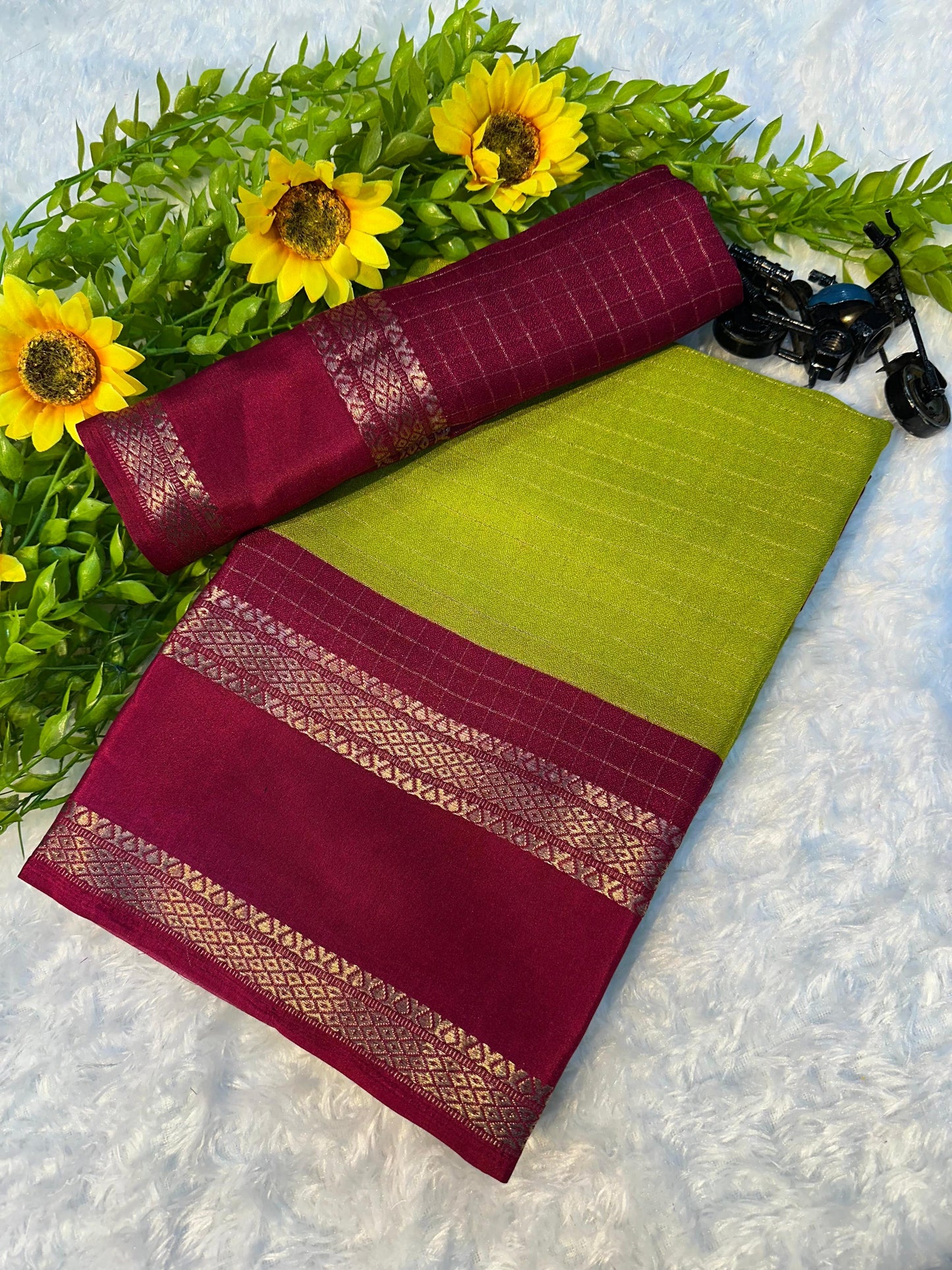 Kayatri New Beautiful heavy mysore silk saree with all over weaving and fantastic Saree
