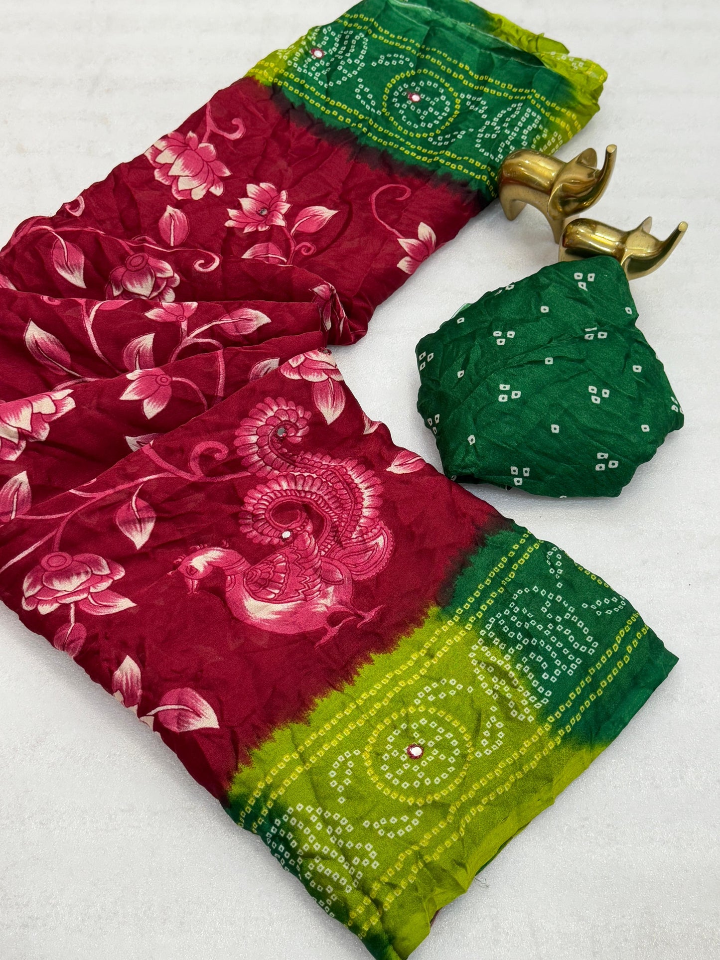 Kayatri New Beauty And Royalness Of This Luxurious saree