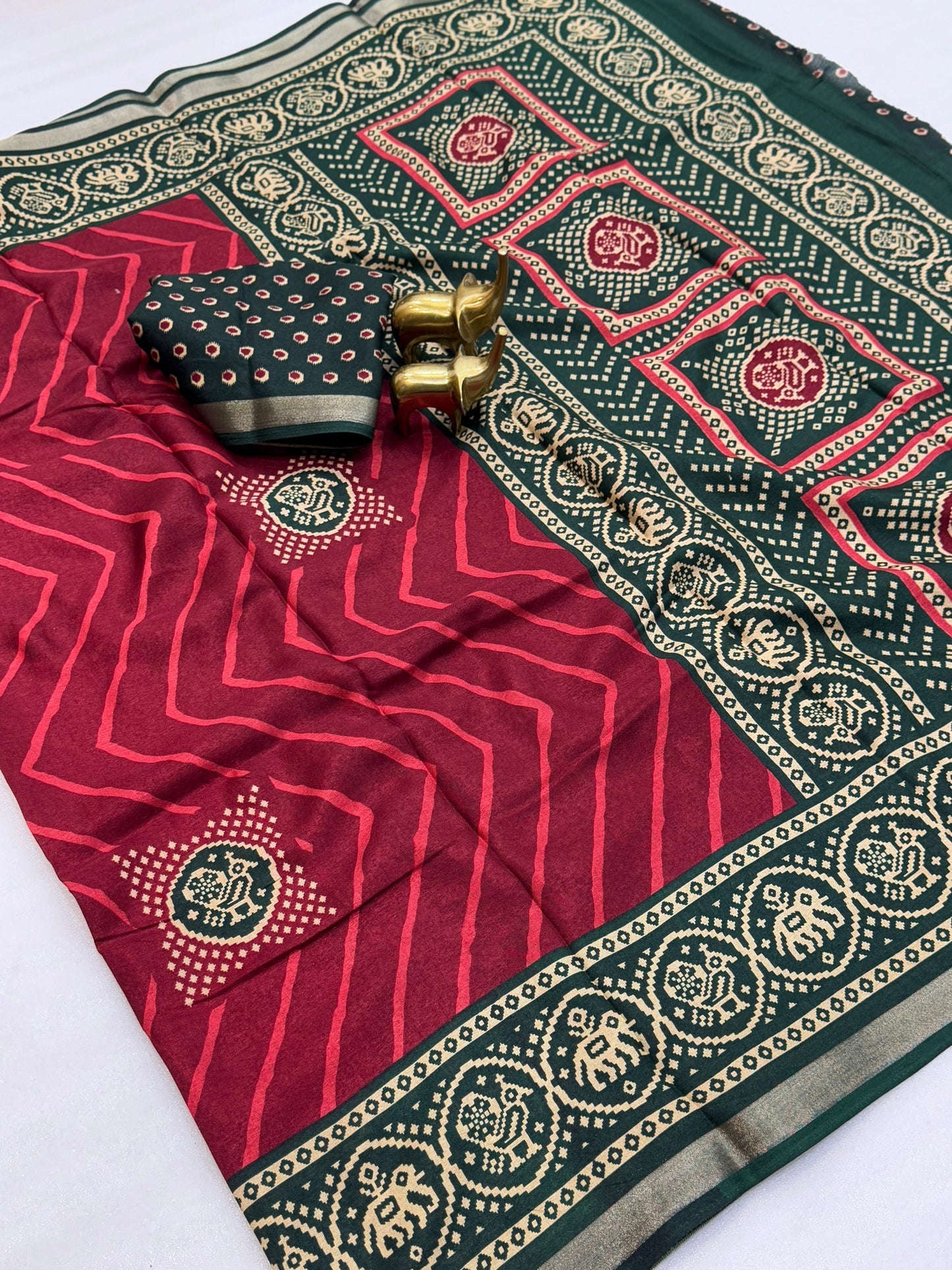 Kayatri New Beautiful tassar silk saree with all over  lehriya  with ptola design along with contrast  border Saree
