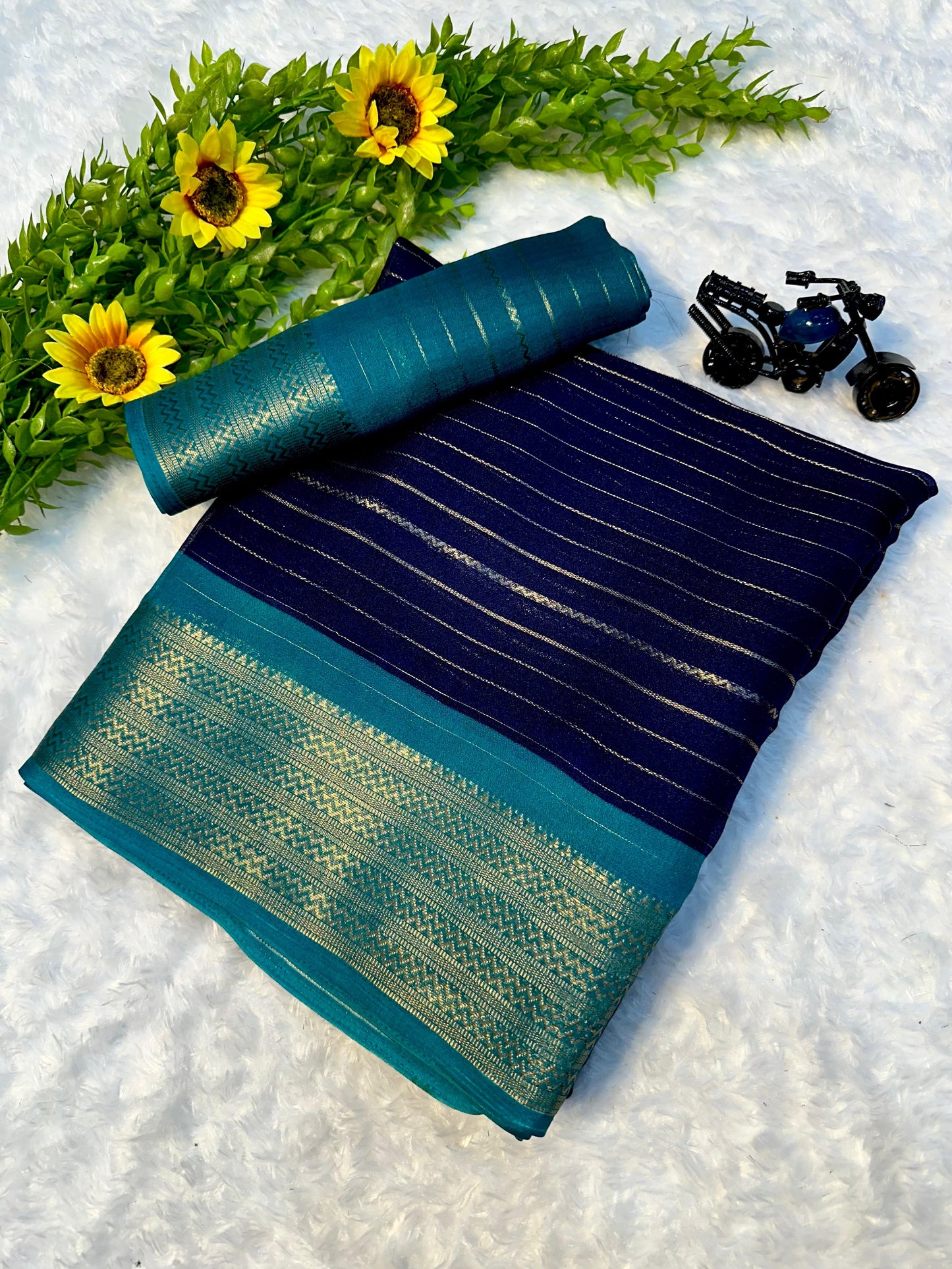 Kayatri New Beautiful Heavy Mysore Silk Saree with All Over Weaving