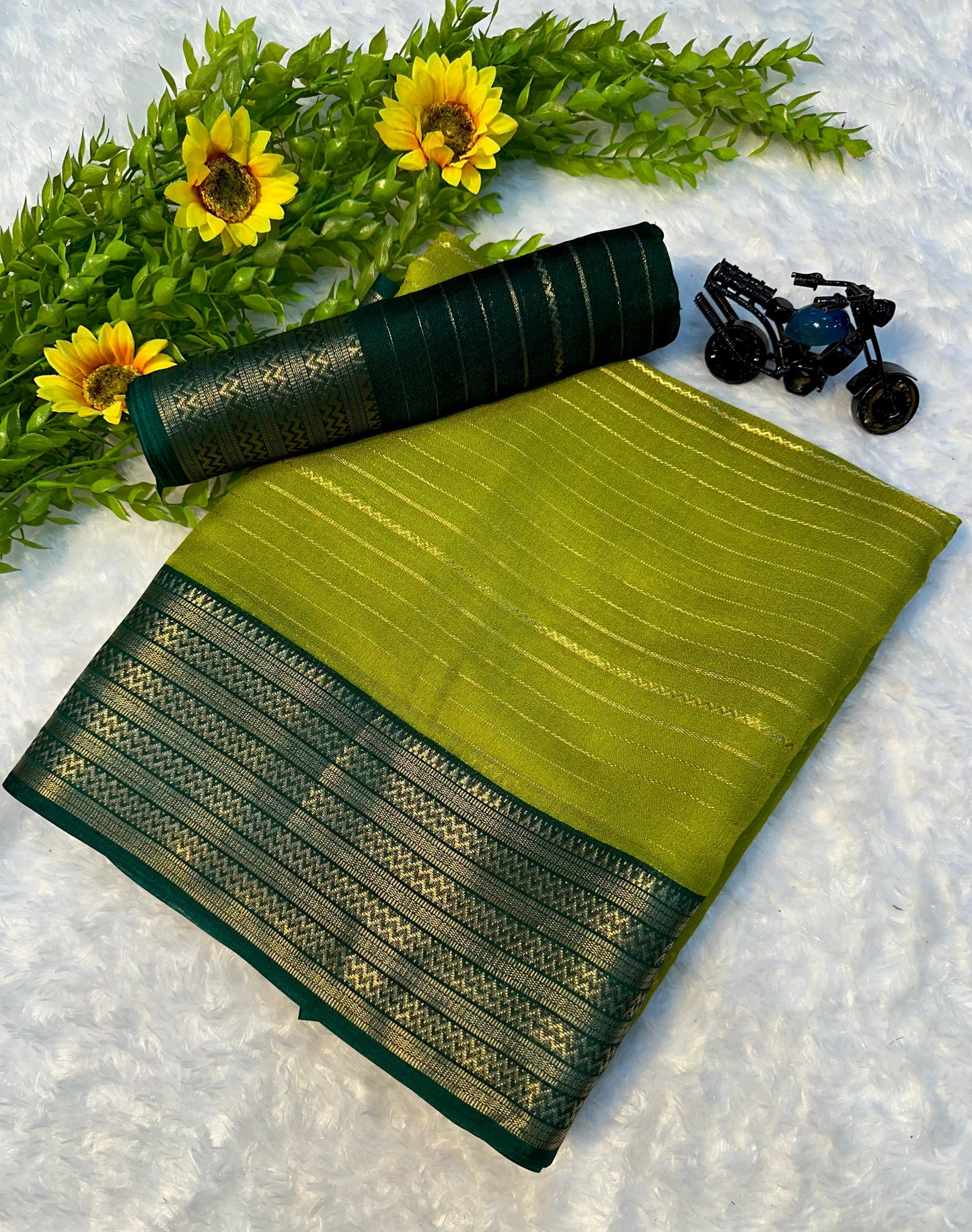 Kayatri New Beautiful Heavy Mysore Silk Saree with All Over Weaving