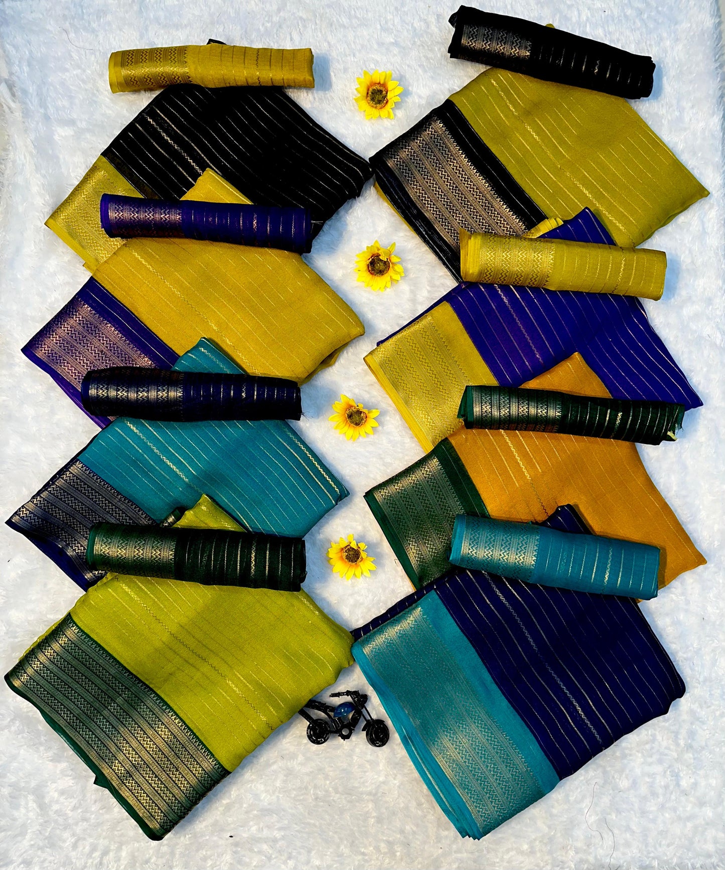 Kayatri New Beautiful Heavy Mysore Silk Saree with All Over Weaving
