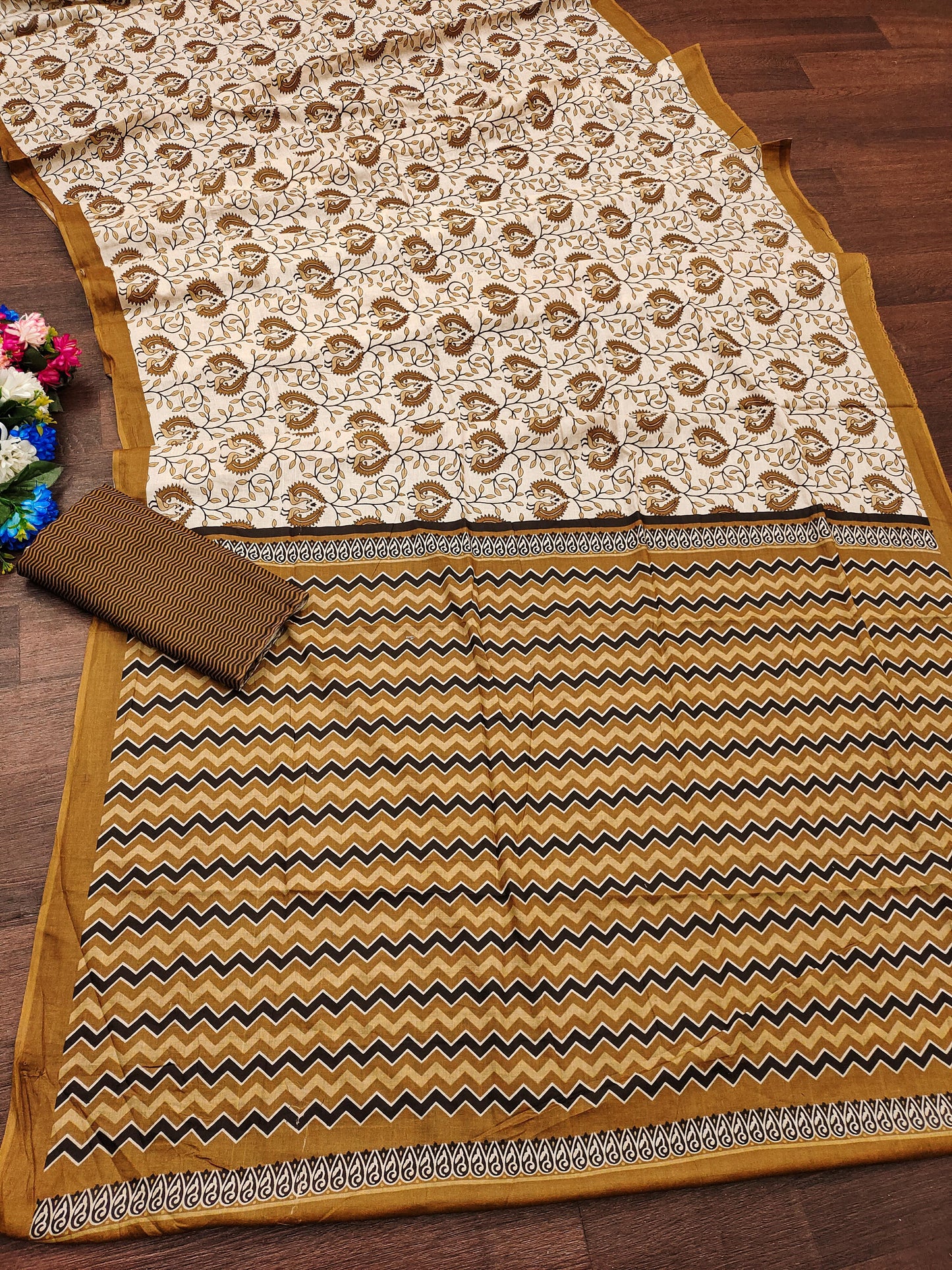 Kayatri New Pure Mulmul Cotton Bagru Printed Saree with Running Blouse