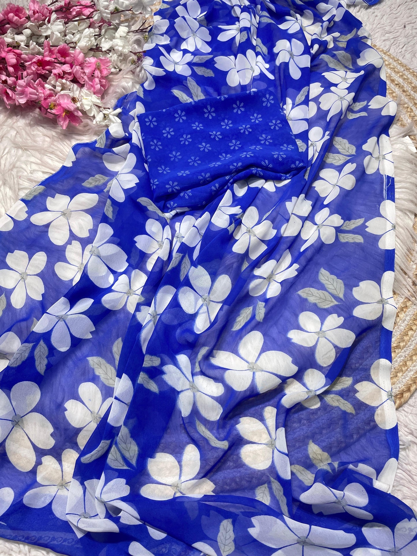 Kayatri New Elegant Floral Print Wetless Georgette Saree for Daily Wear