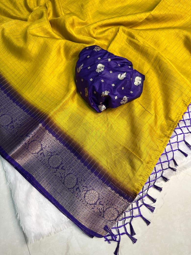 Kayatri New Super Dola Chex Saree with Jari Weaving & Tassel Pallu